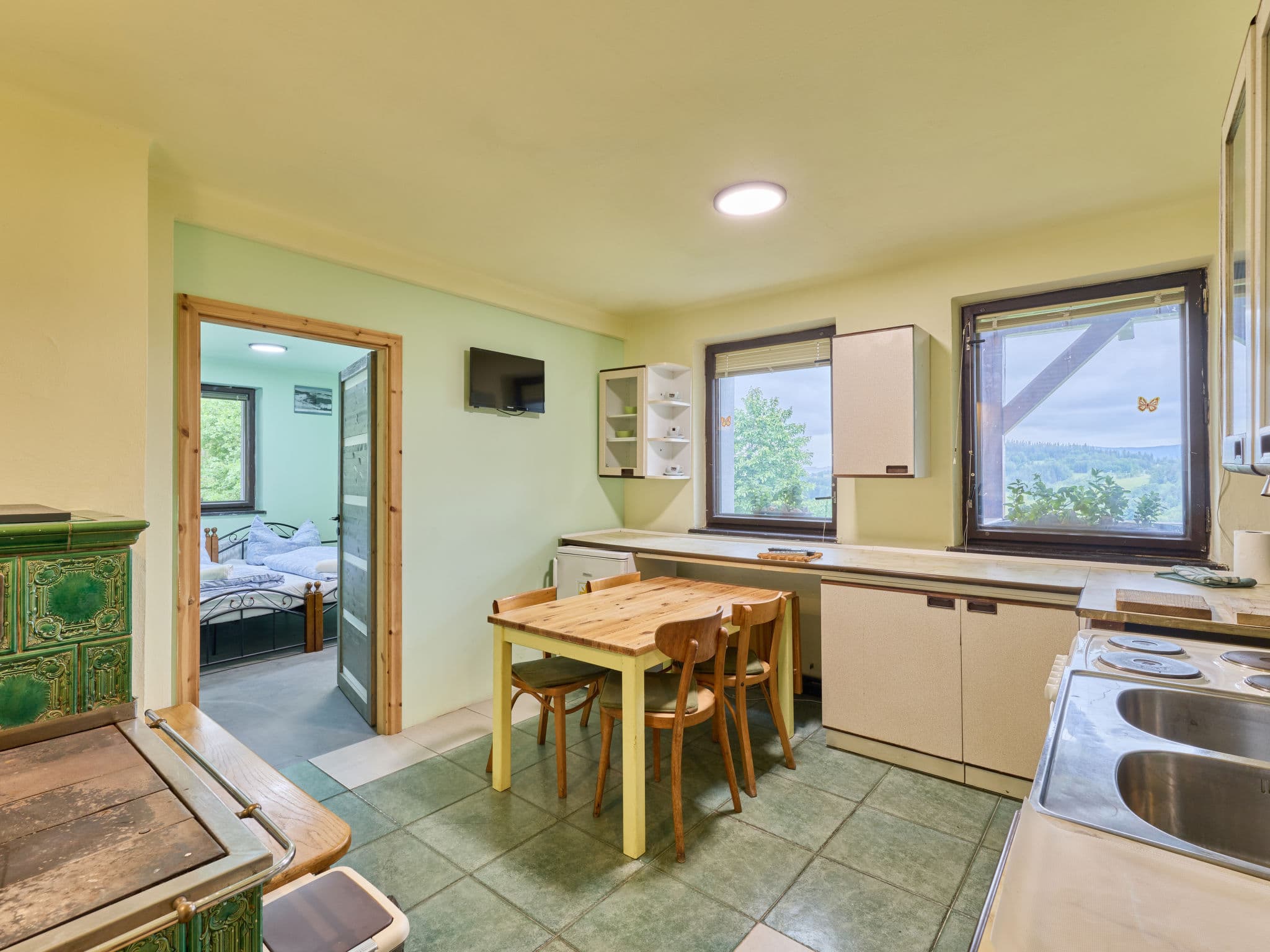 Kitchen / Dining Room