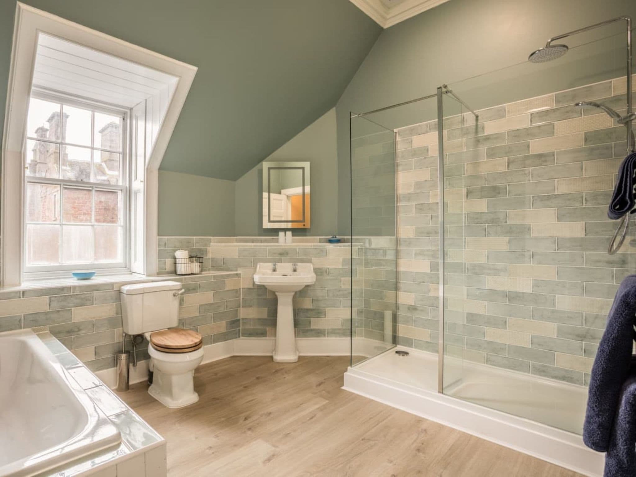 Bathroom / Wellness