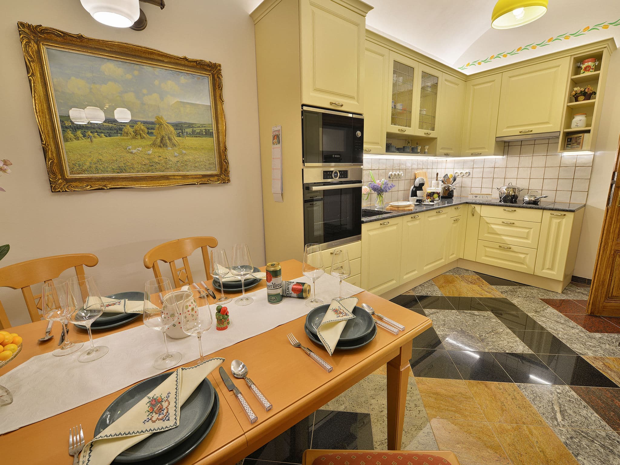 Kitchen / Dining Room