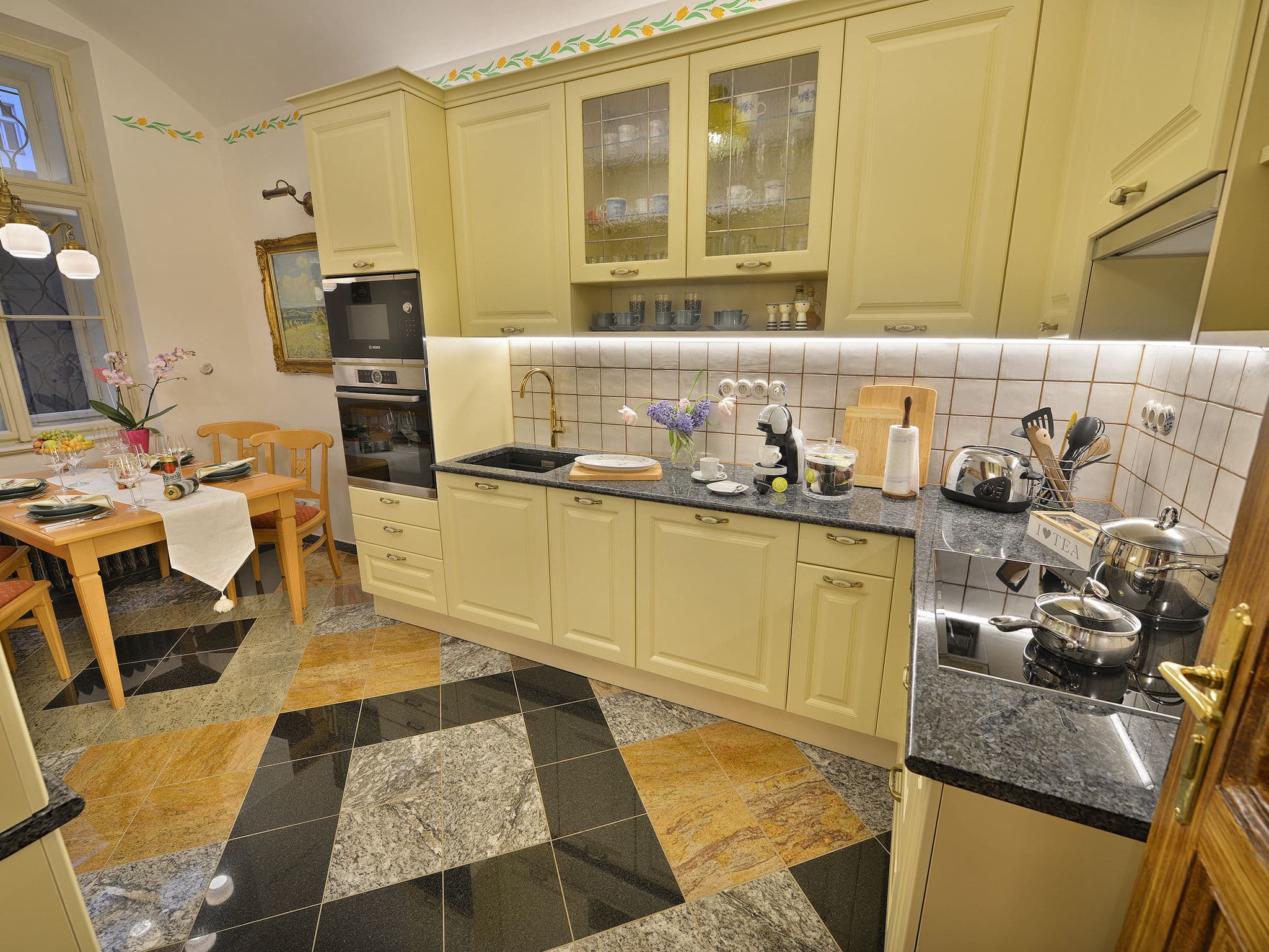 Kitchen / Dining Room