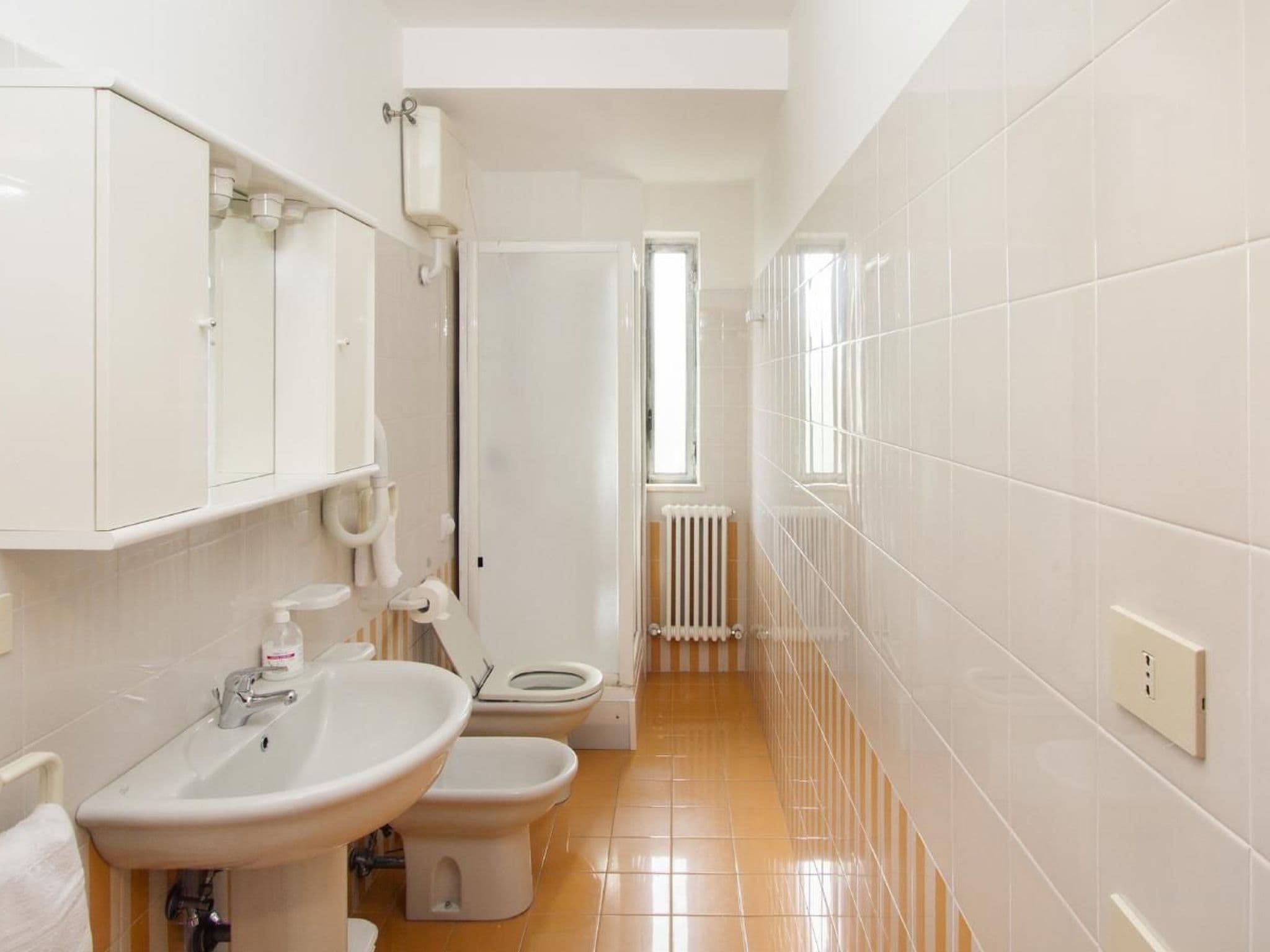 Gallery Image 9