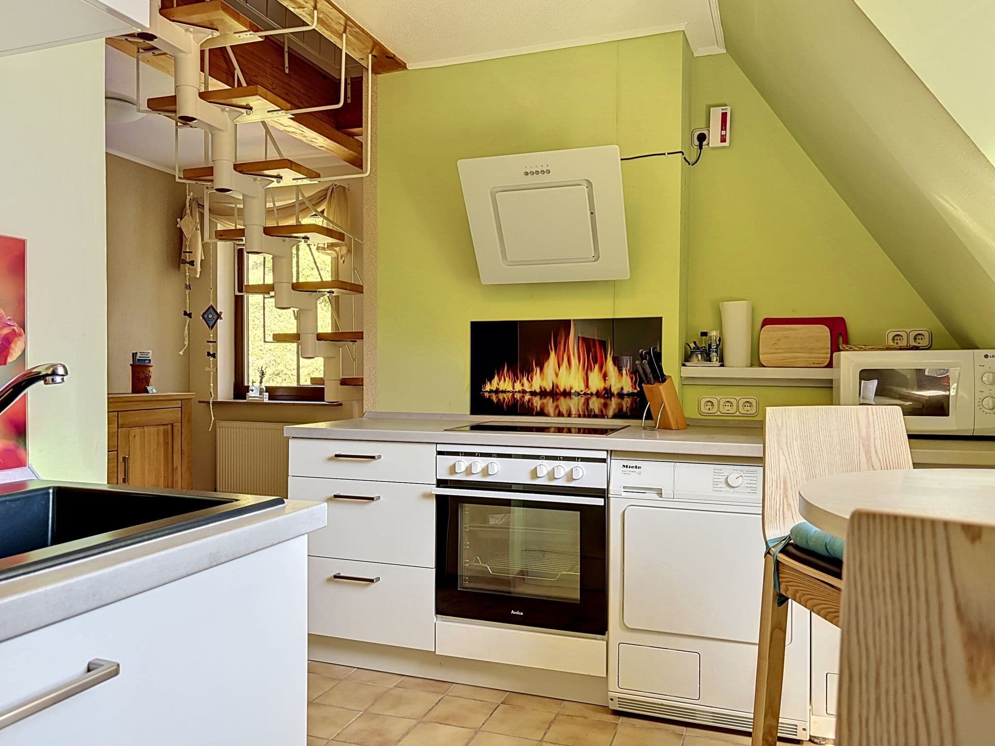 Kitchen / Dining Room
