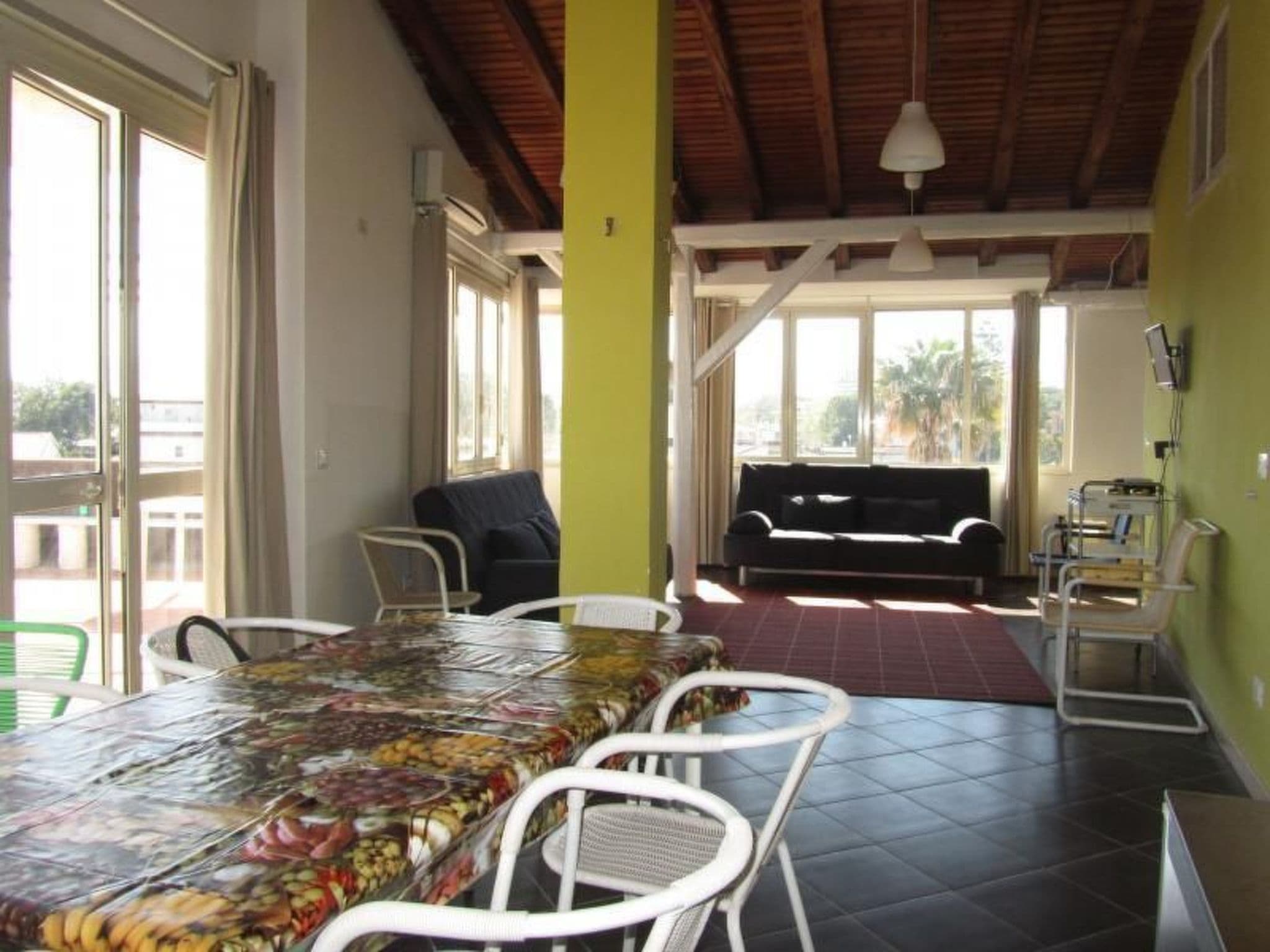 Gallery Image 7