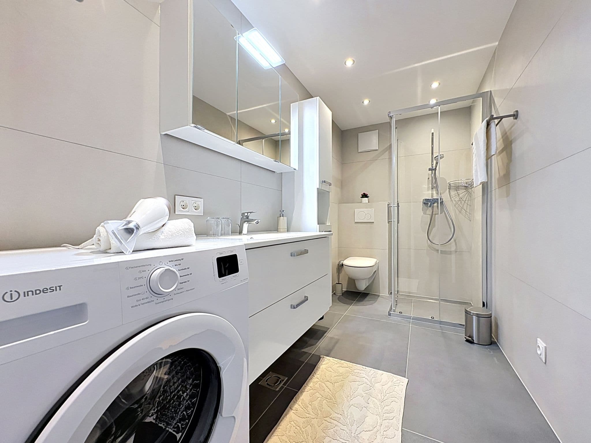 Bathroom / Wellness