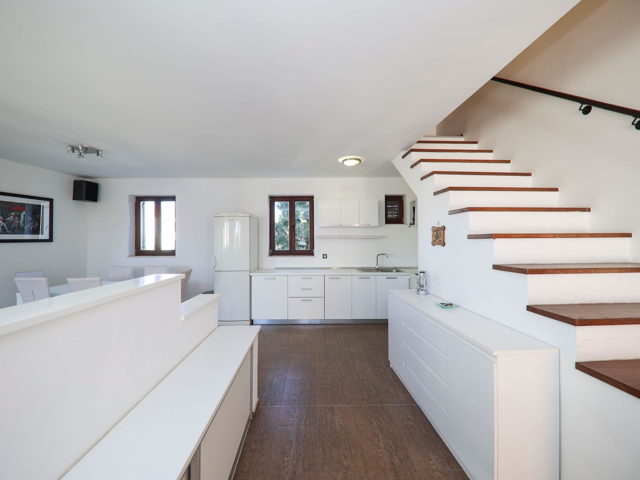 Gallery Image 18