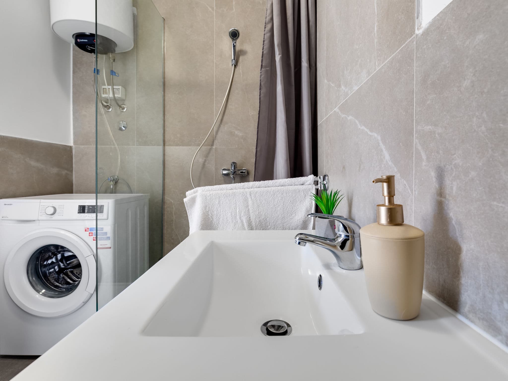 Bathroom / Wellness