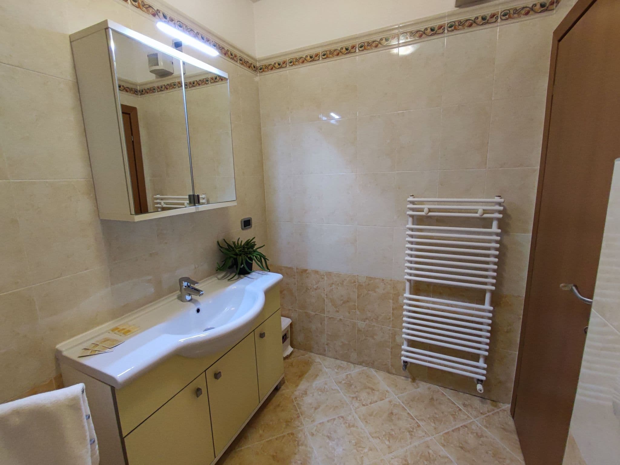 Gallery Image 39