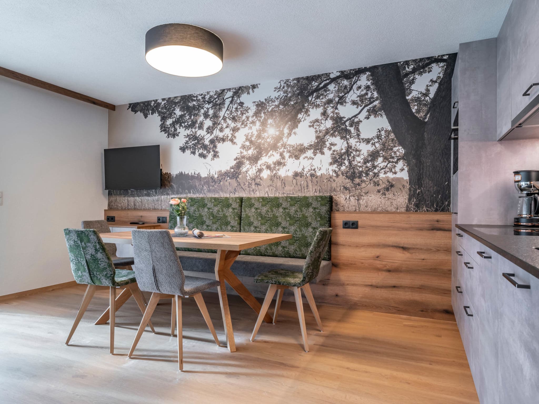 Kitchen / Dining Room