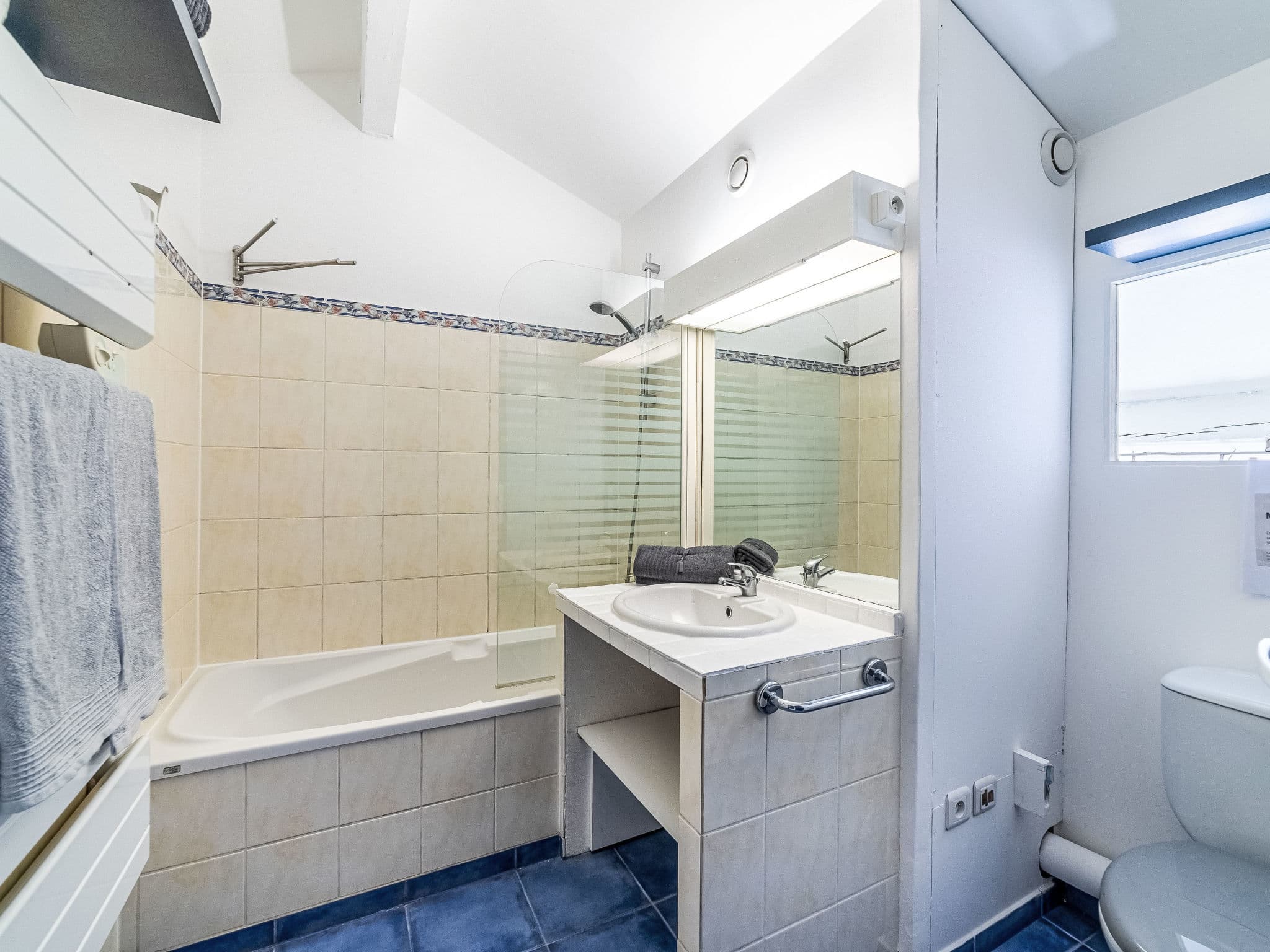 Bathroom / Wellness
