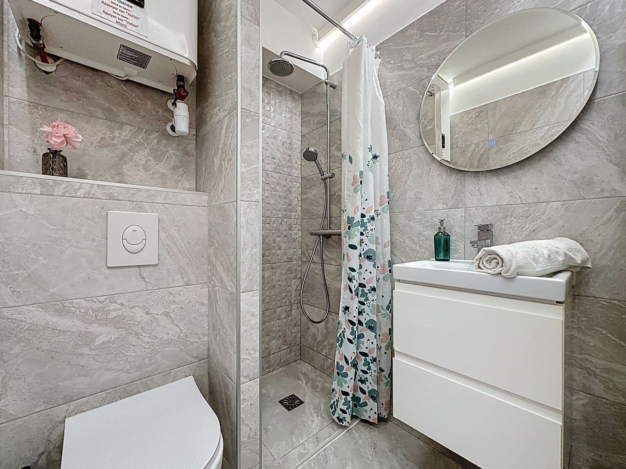 Bathroom / Wellness