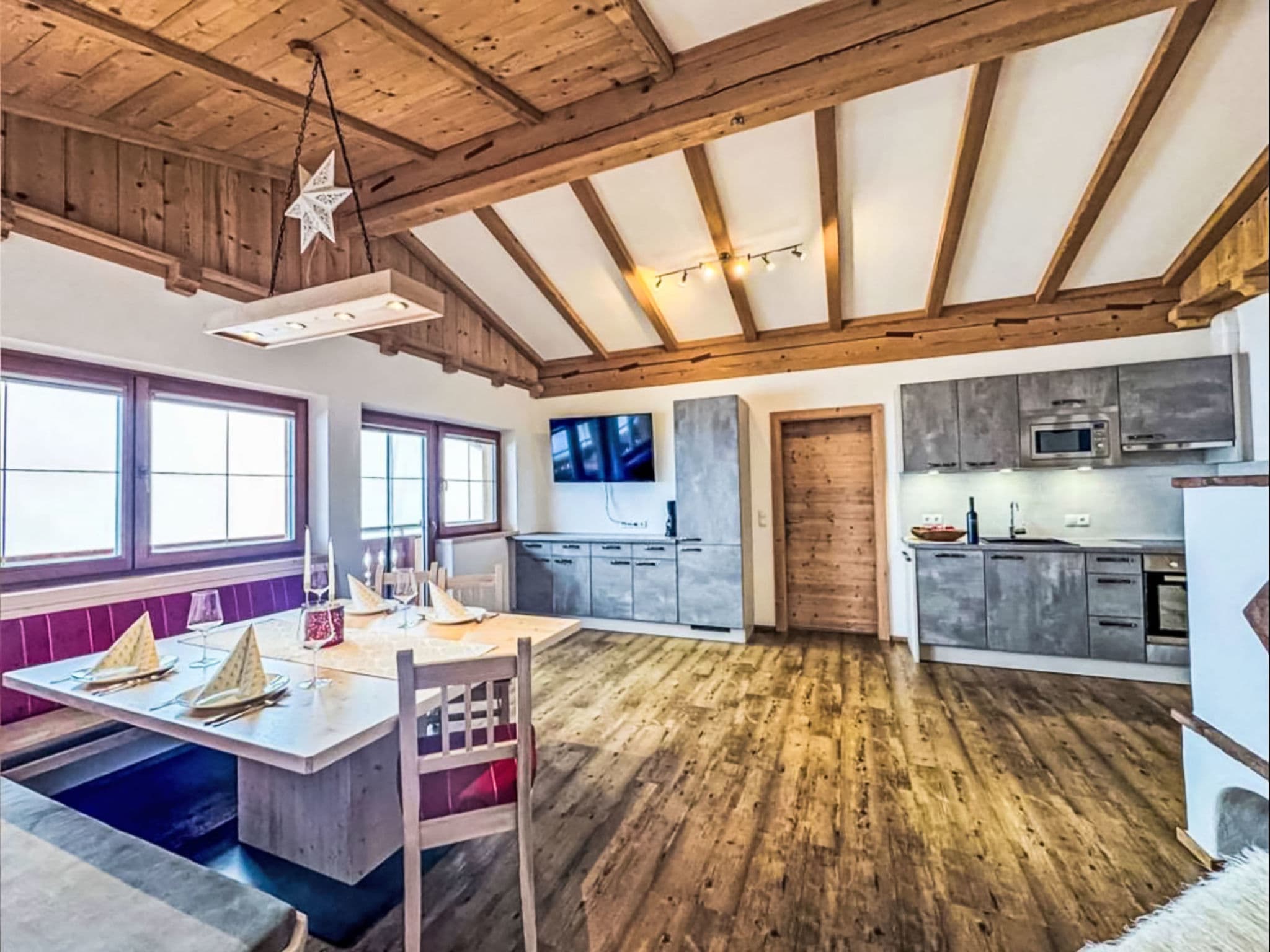 Kitchen / Dining Room