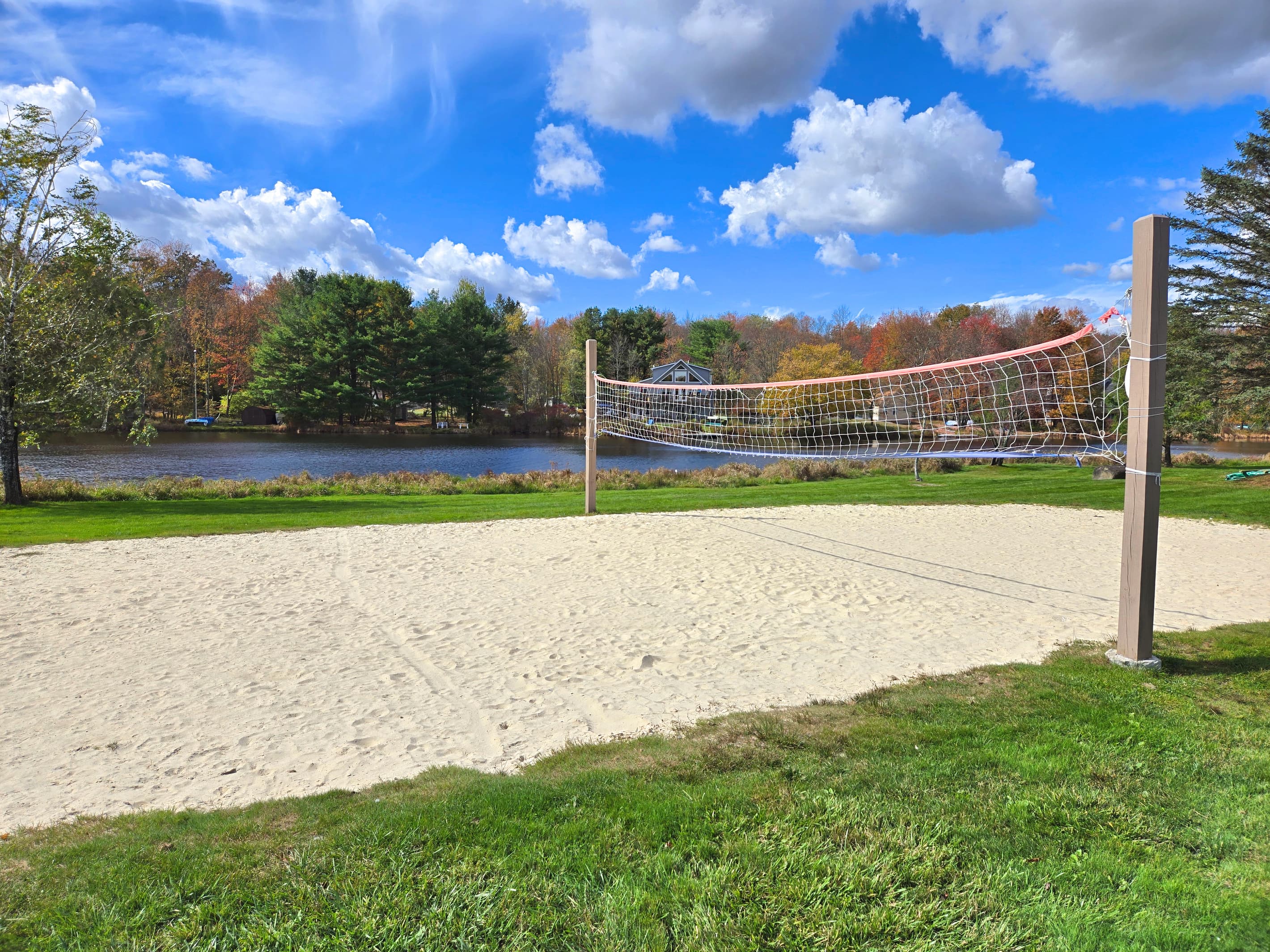Community Amenity - Arrowhead Lake - Serhii Vacation Rentals