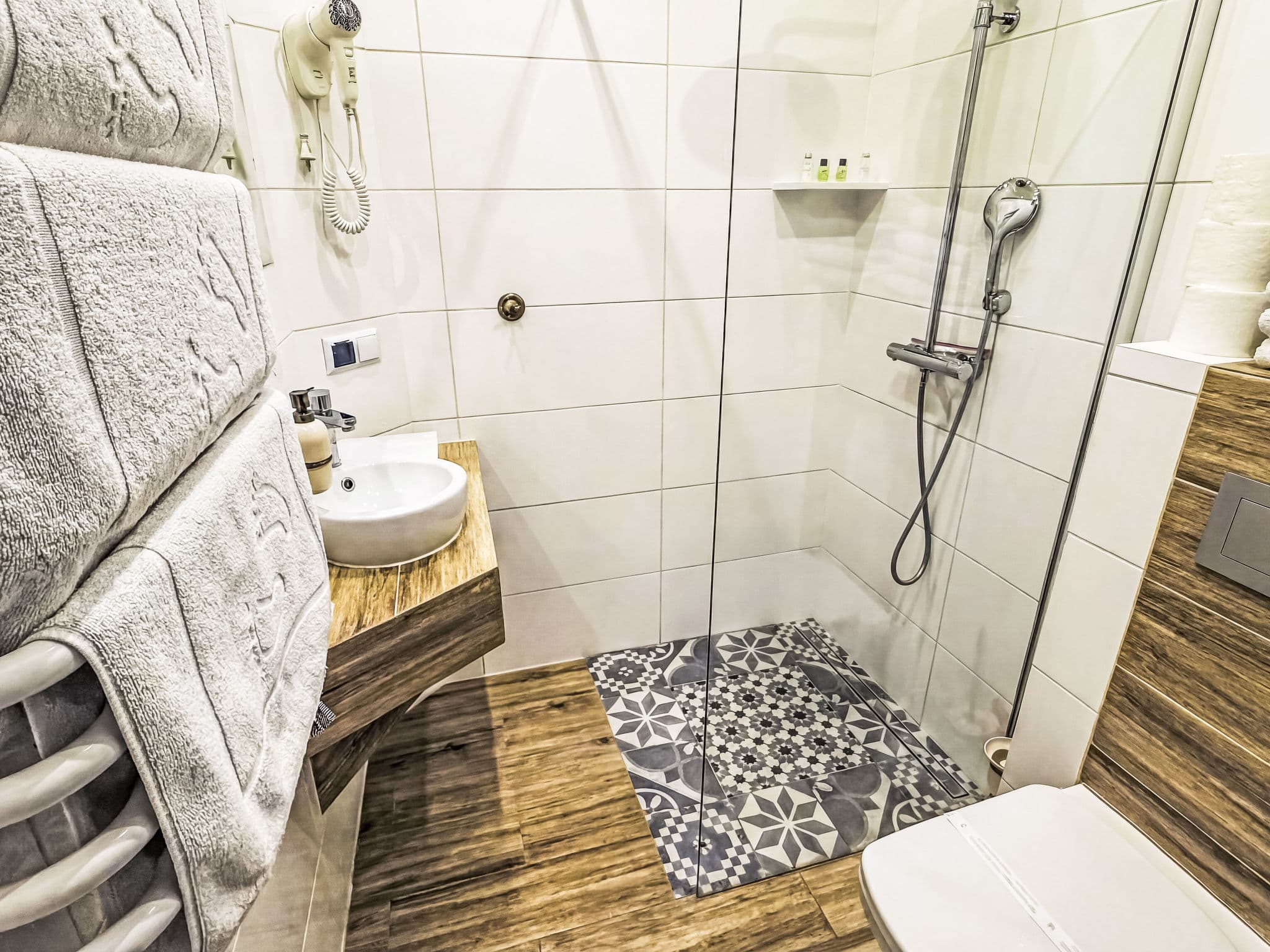Bathroom / Wellness