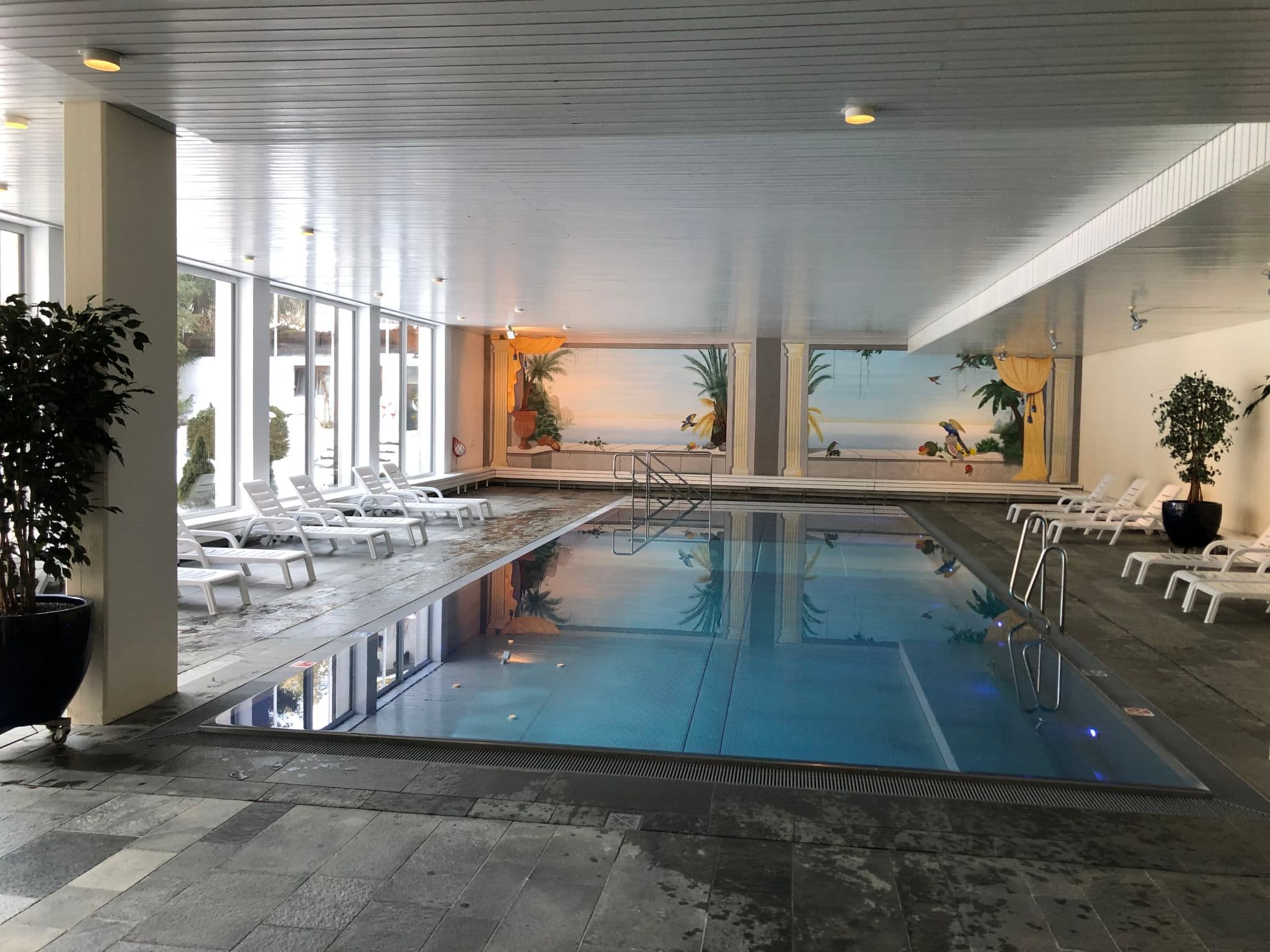 Pool Indoor