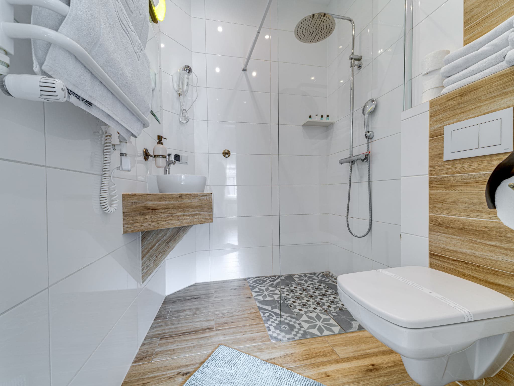Bathroom / Wellness