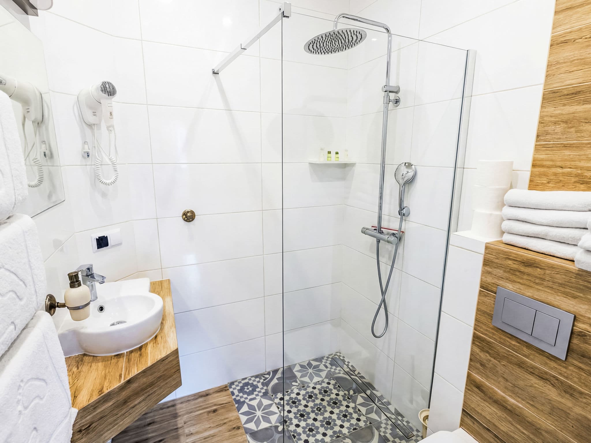 Bathroom / Wellness