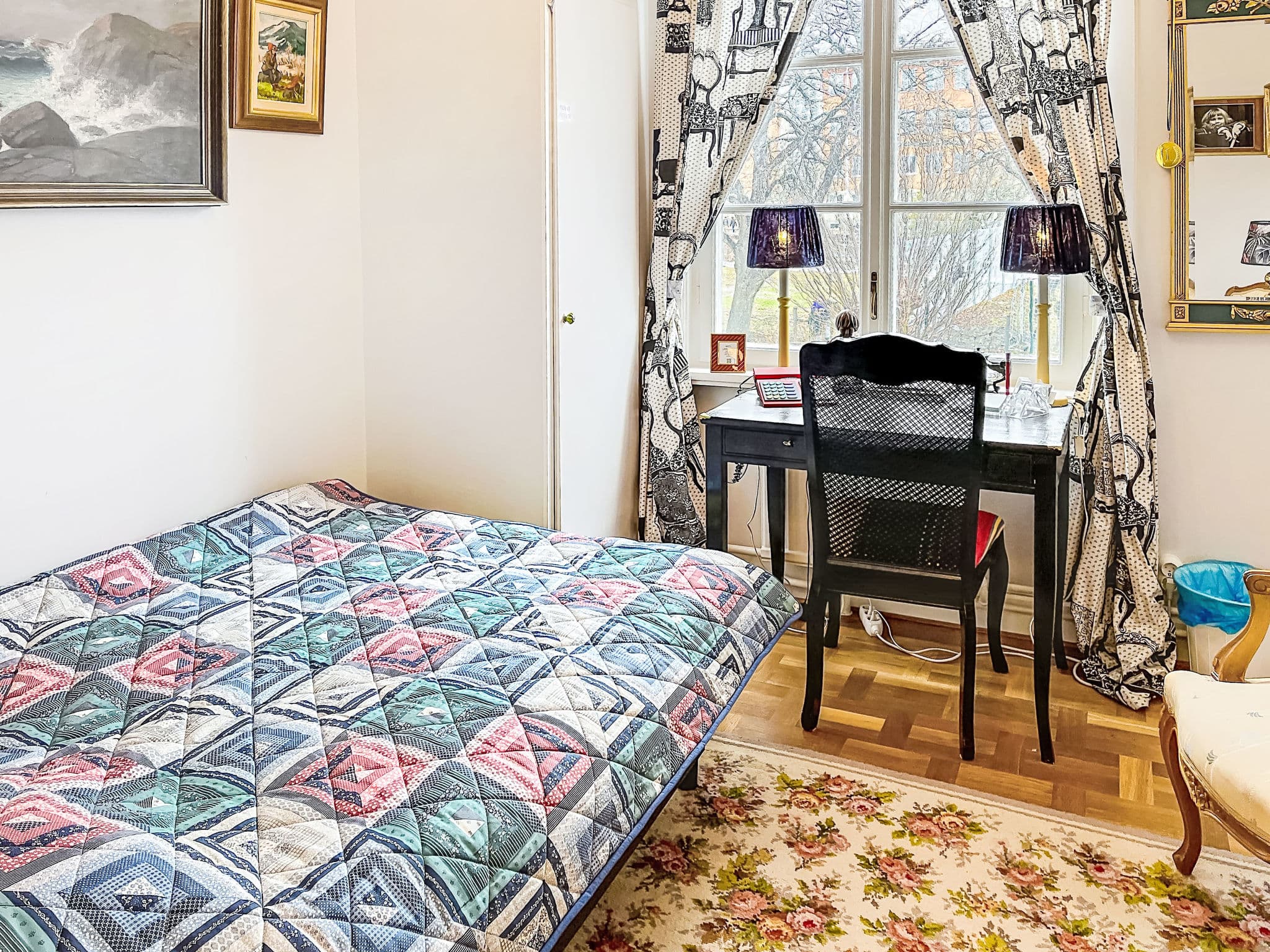 Bedroom