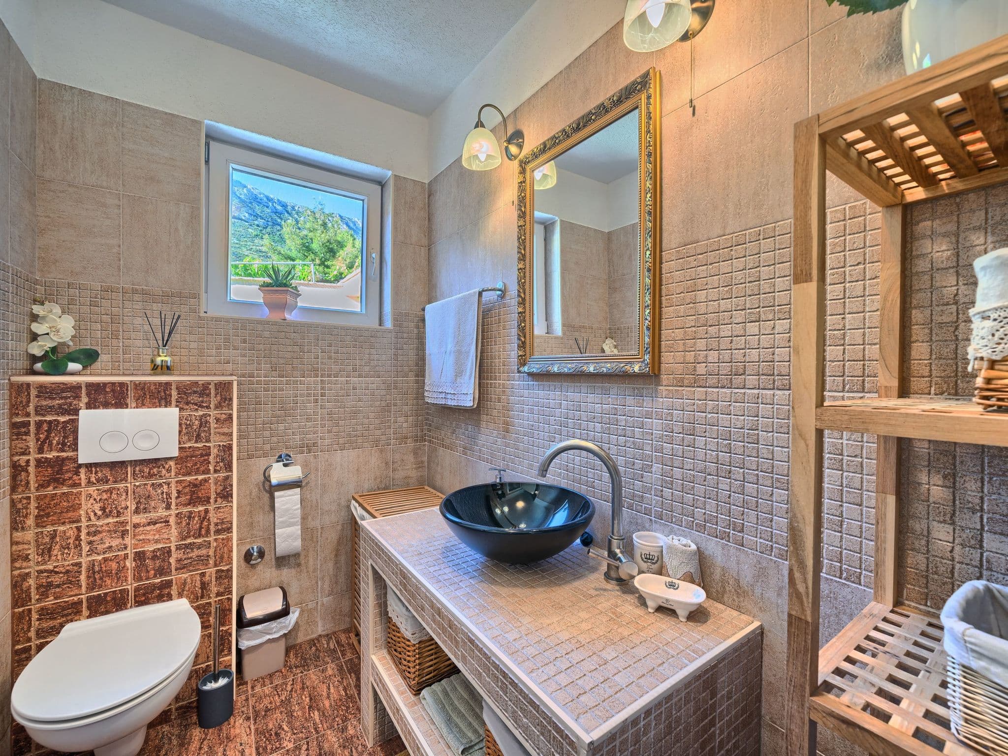 Bathroom / Wellness