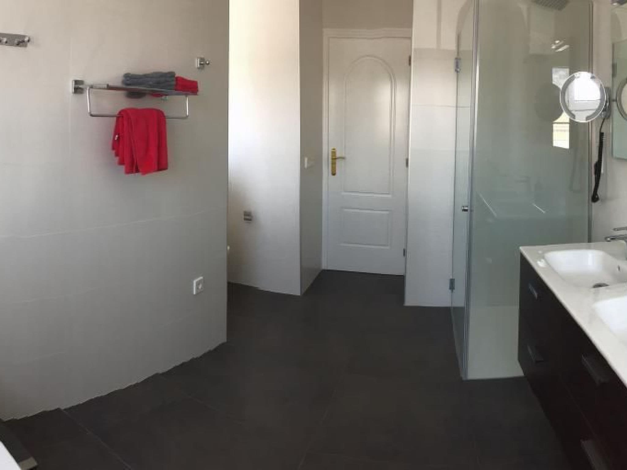 Gallery Image 22
