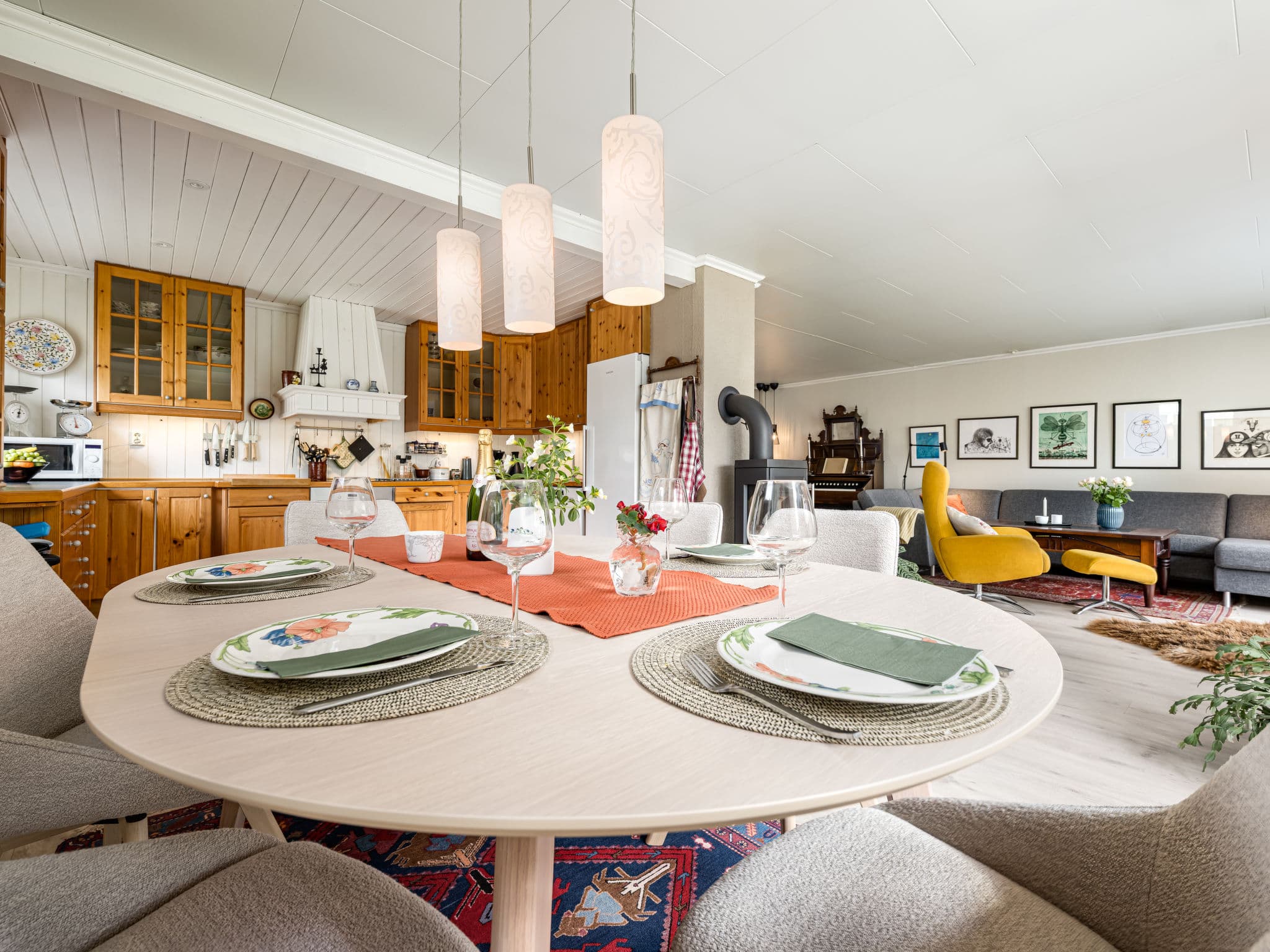 Kitchen / Dining Room
