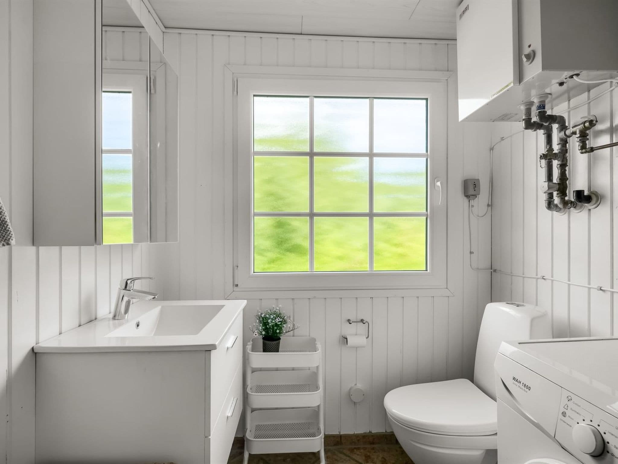 Bathroom / Wellness