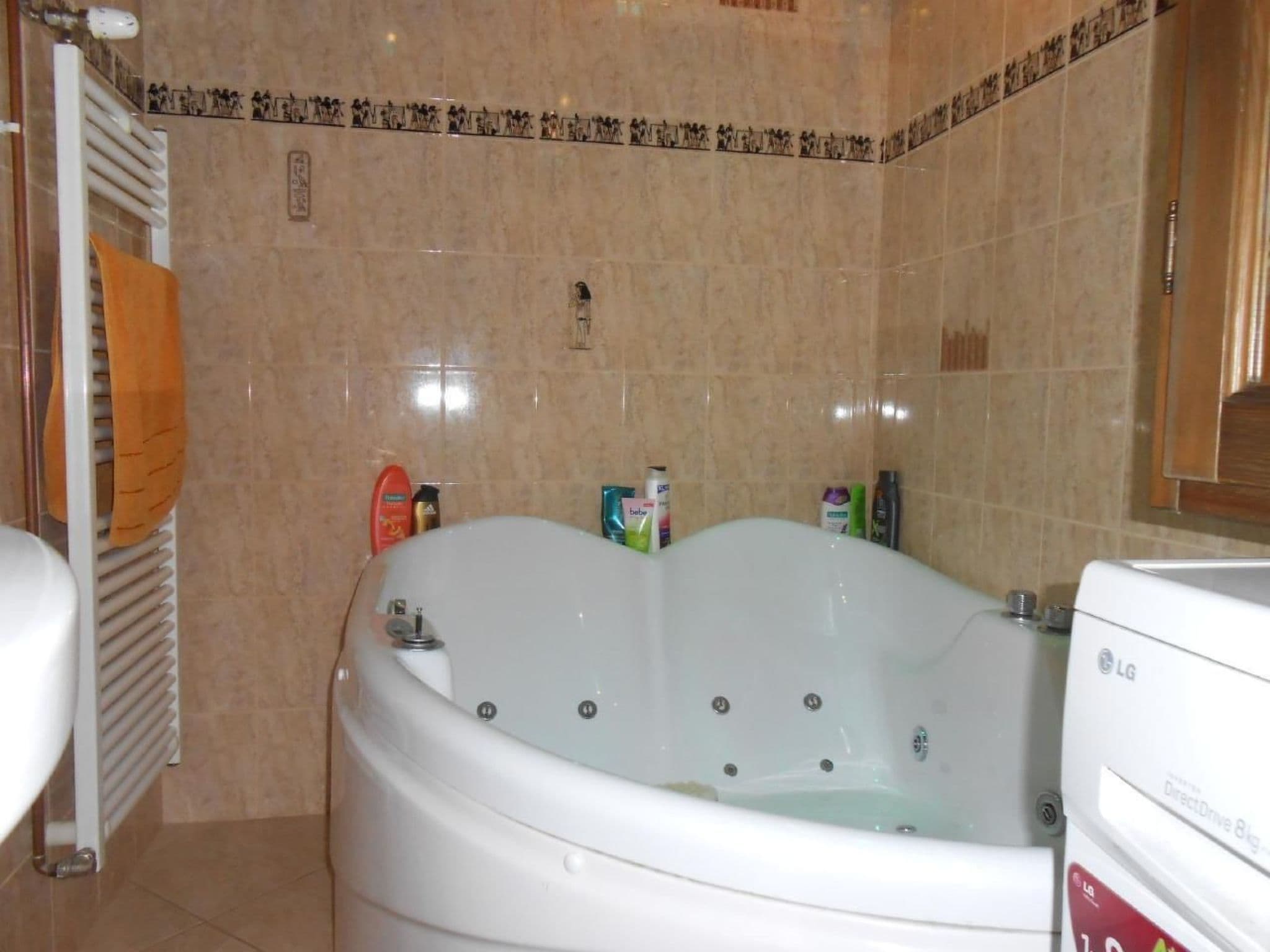 Gallery Image 29