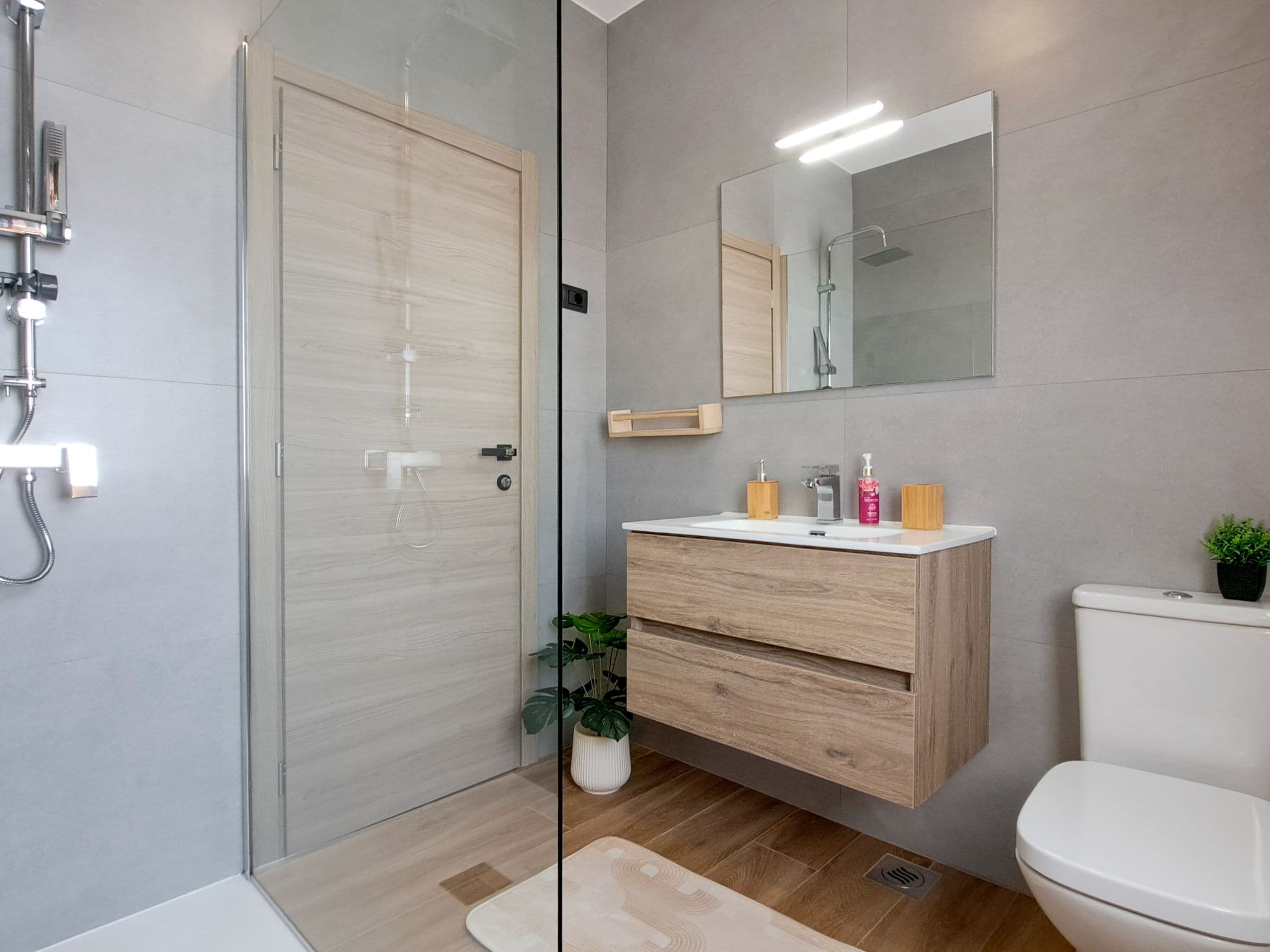 Bathroom / Wellness