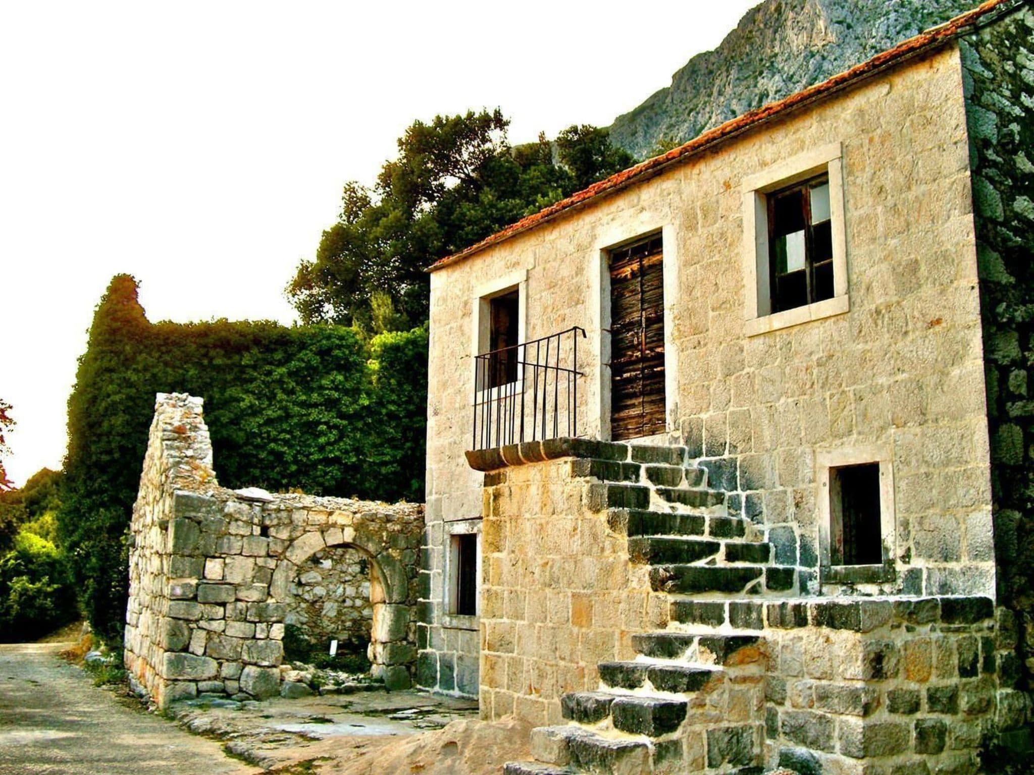 Gallery Image 24