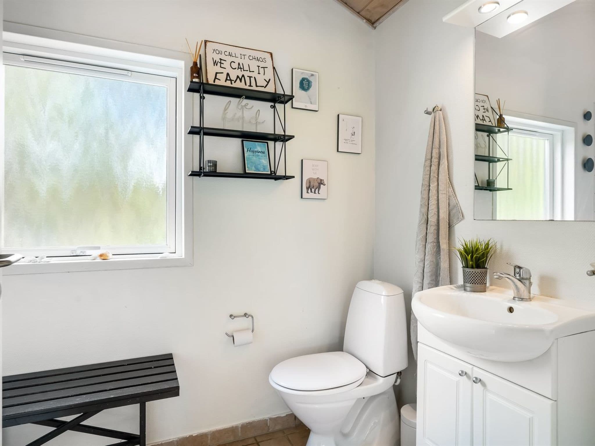 Bathroom / Wellness