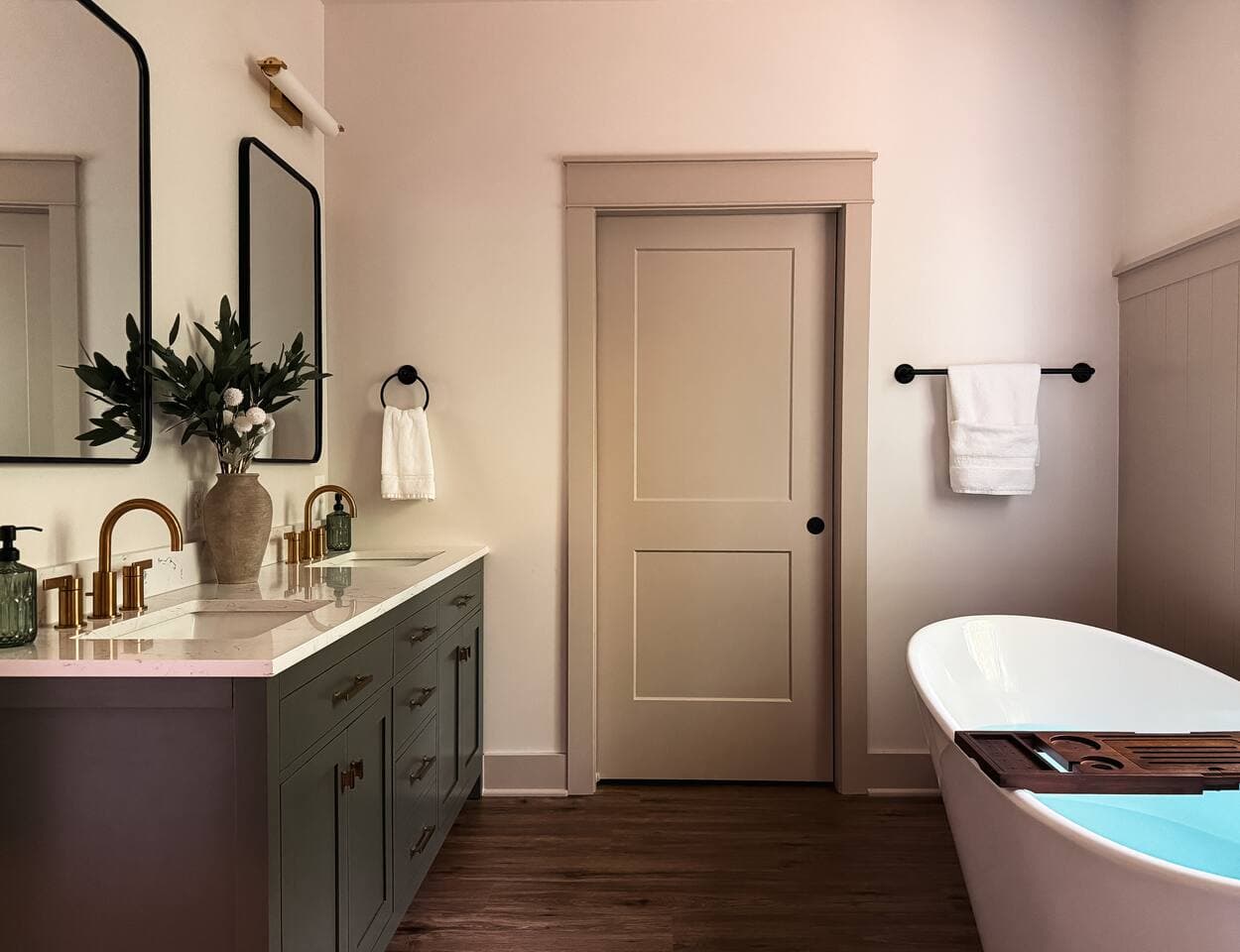 Gallery Image 15