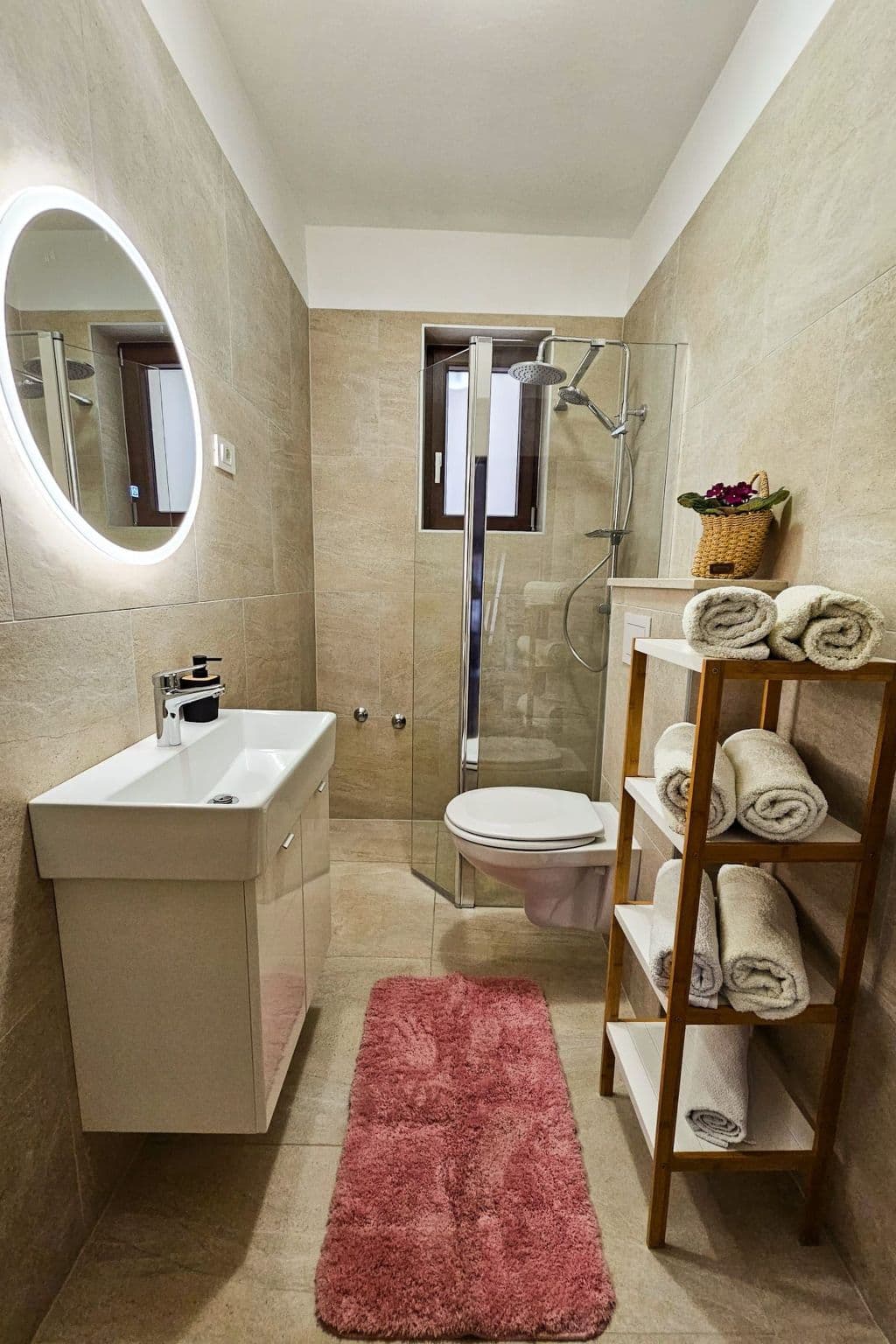 Bathroom / Wellness