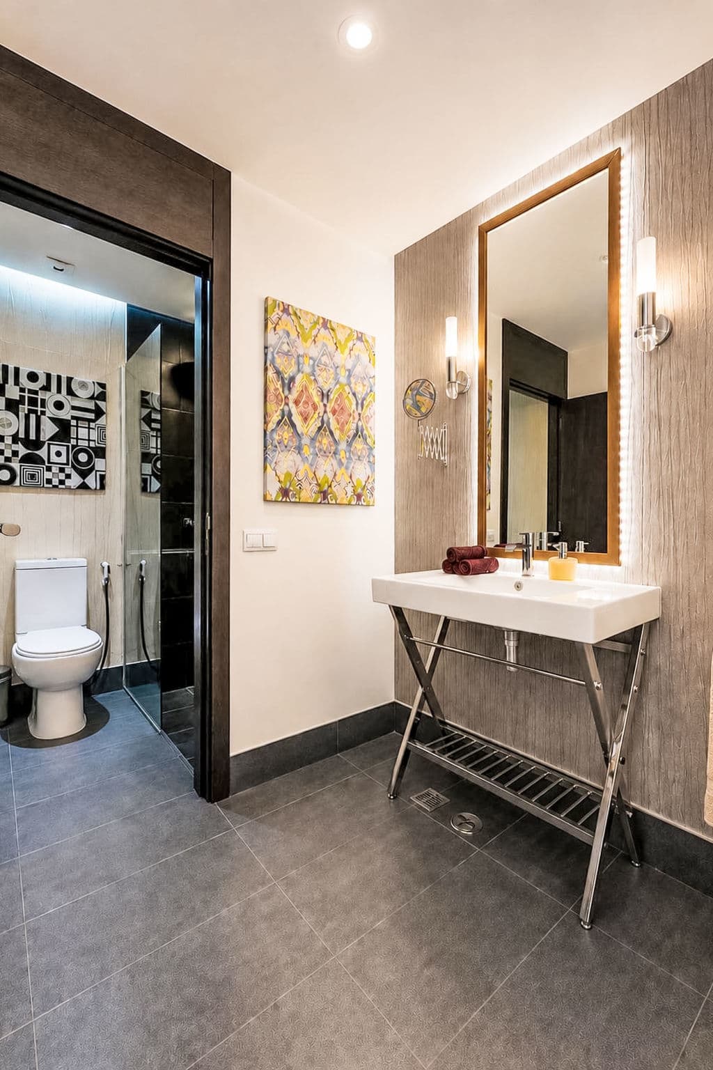 Bathroom / Wellness