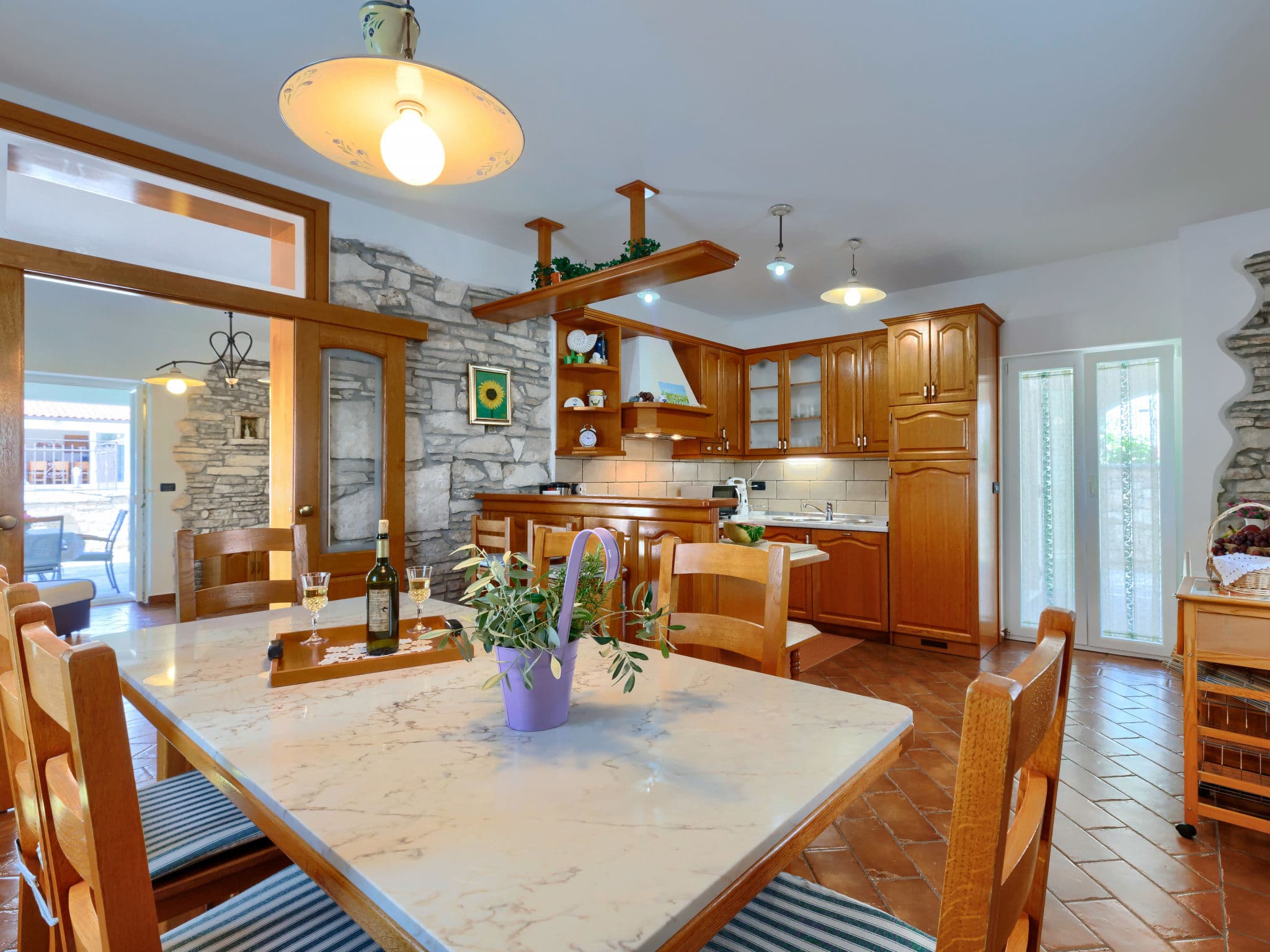 Kitchen / Dining Room