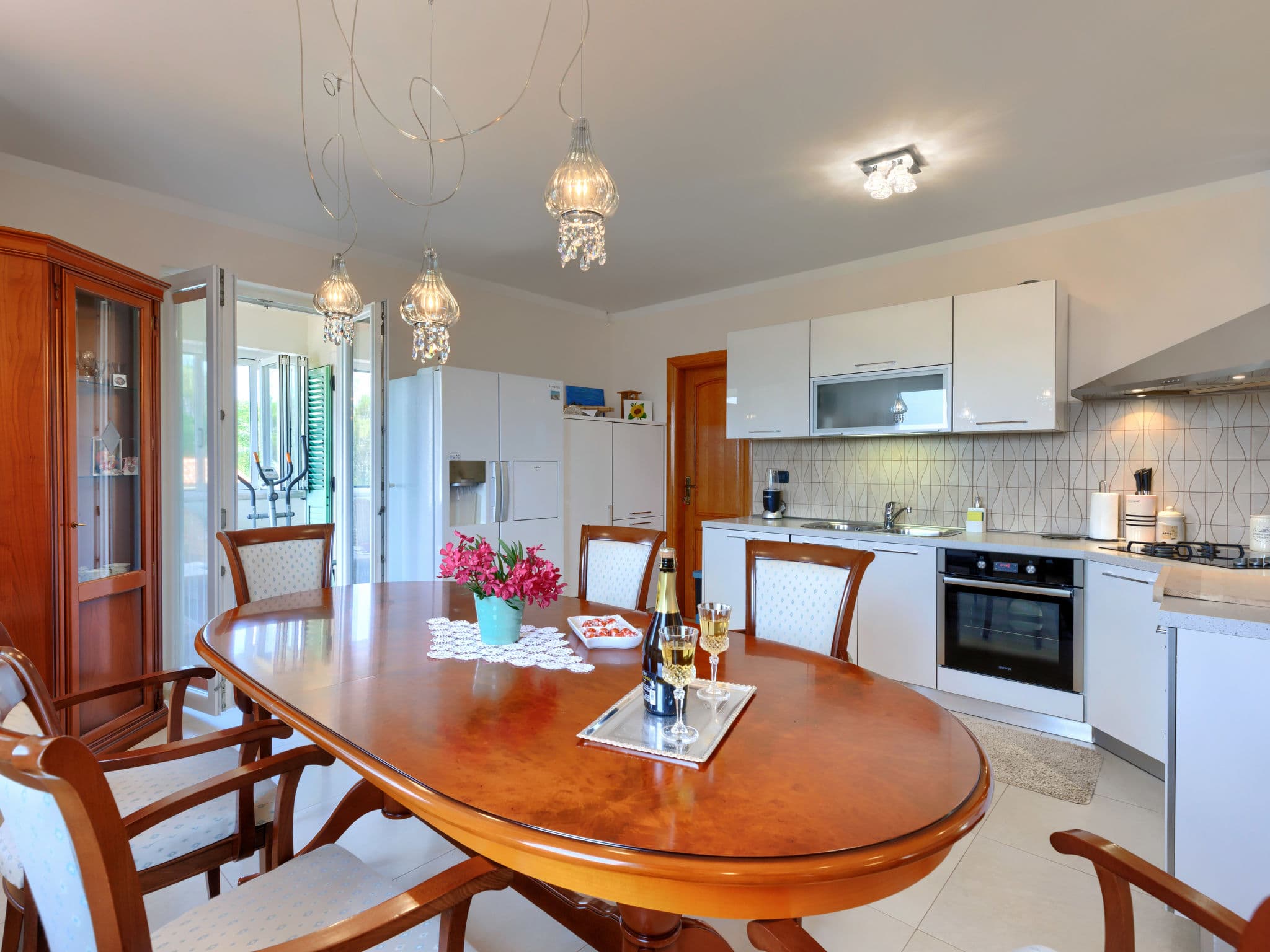 Kitchen / Dining Room