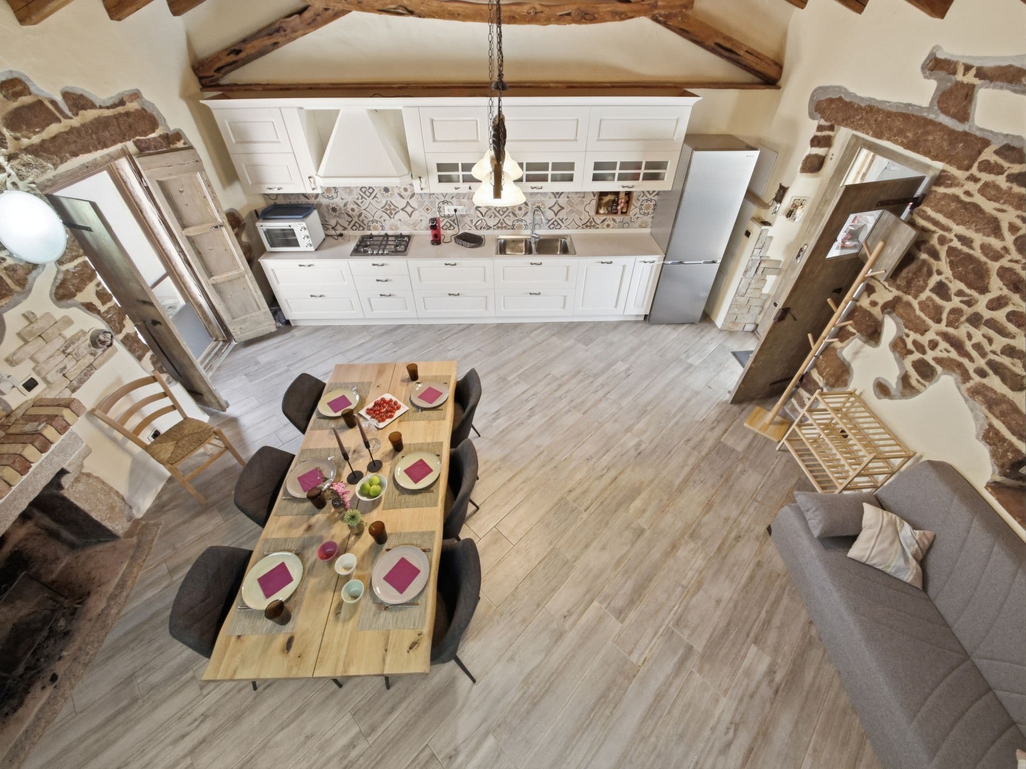 Kitchen / Dining Room