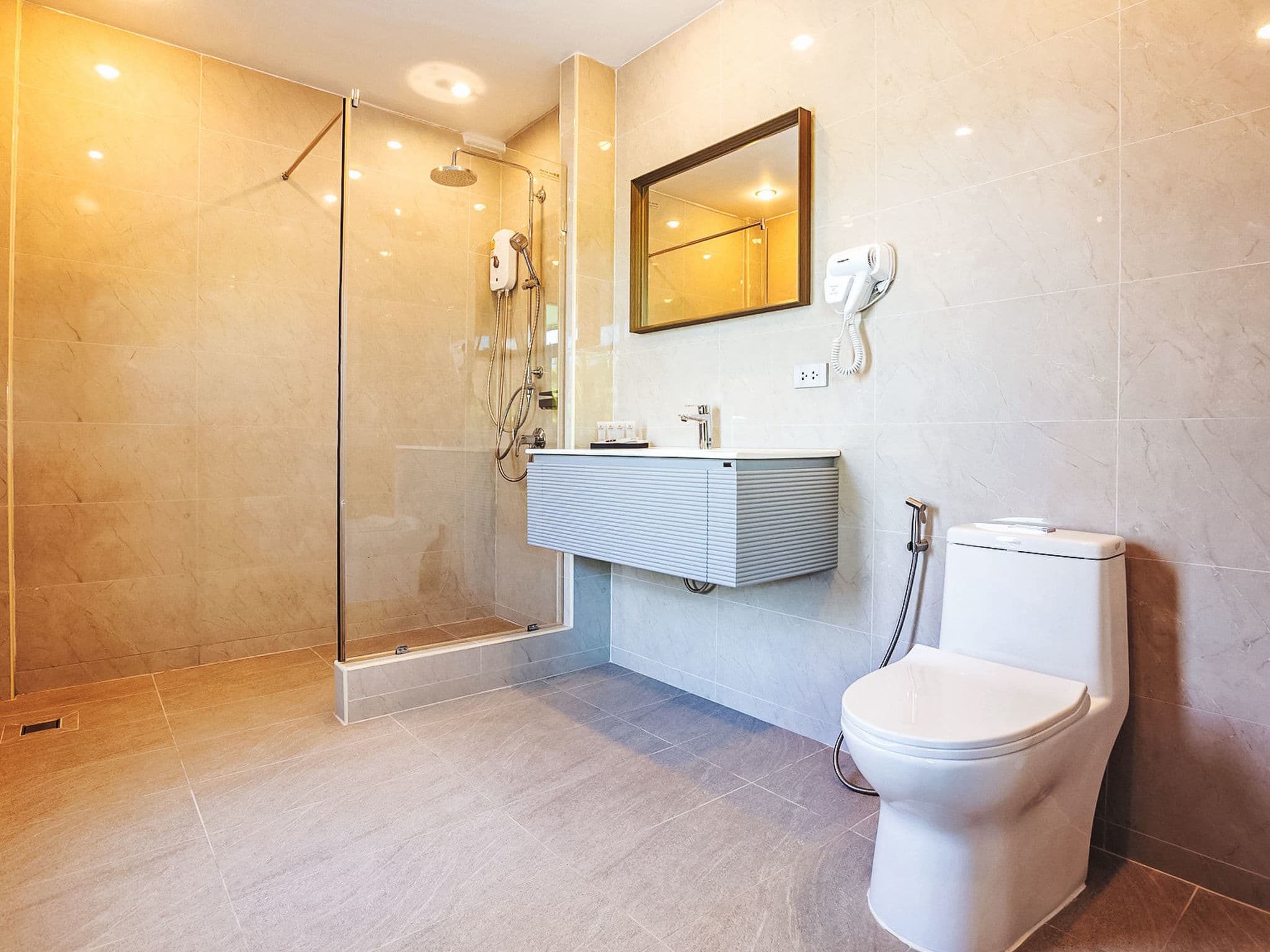 Bathroom / Wellness