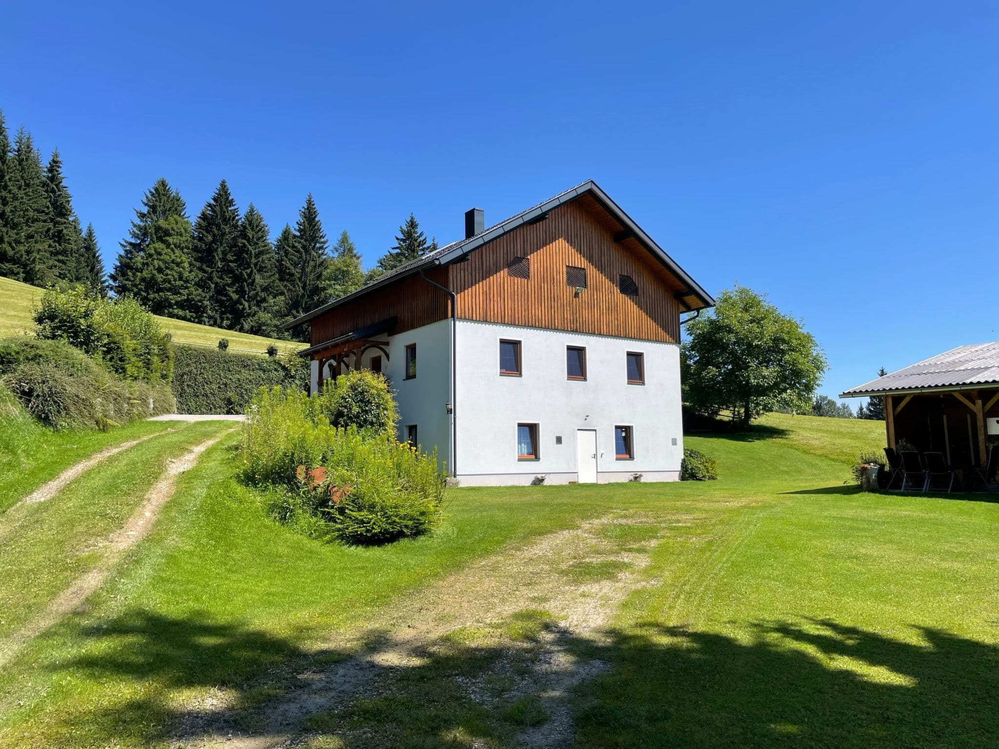 Gallery Image 17