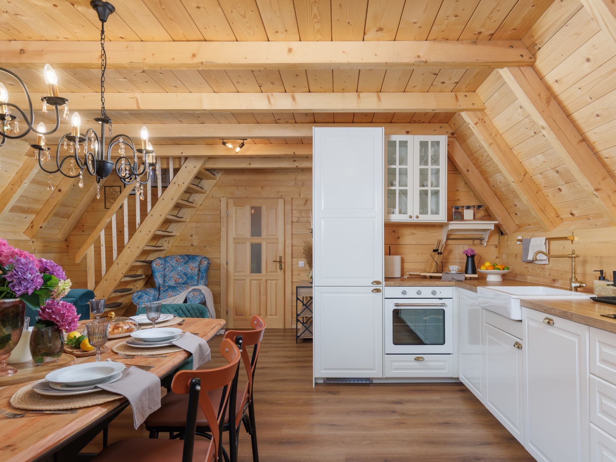 Kitchen / Dining Room