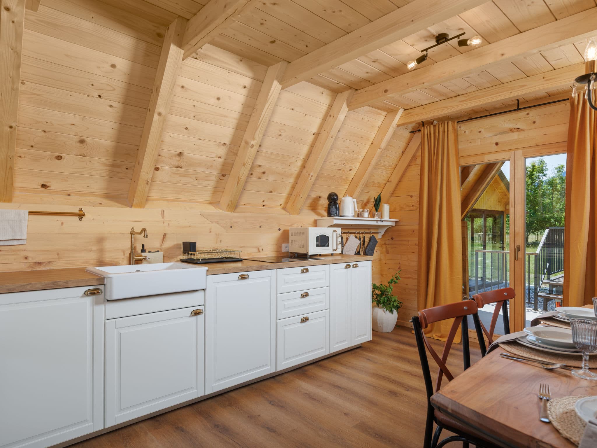 Kitchen / Dining Room