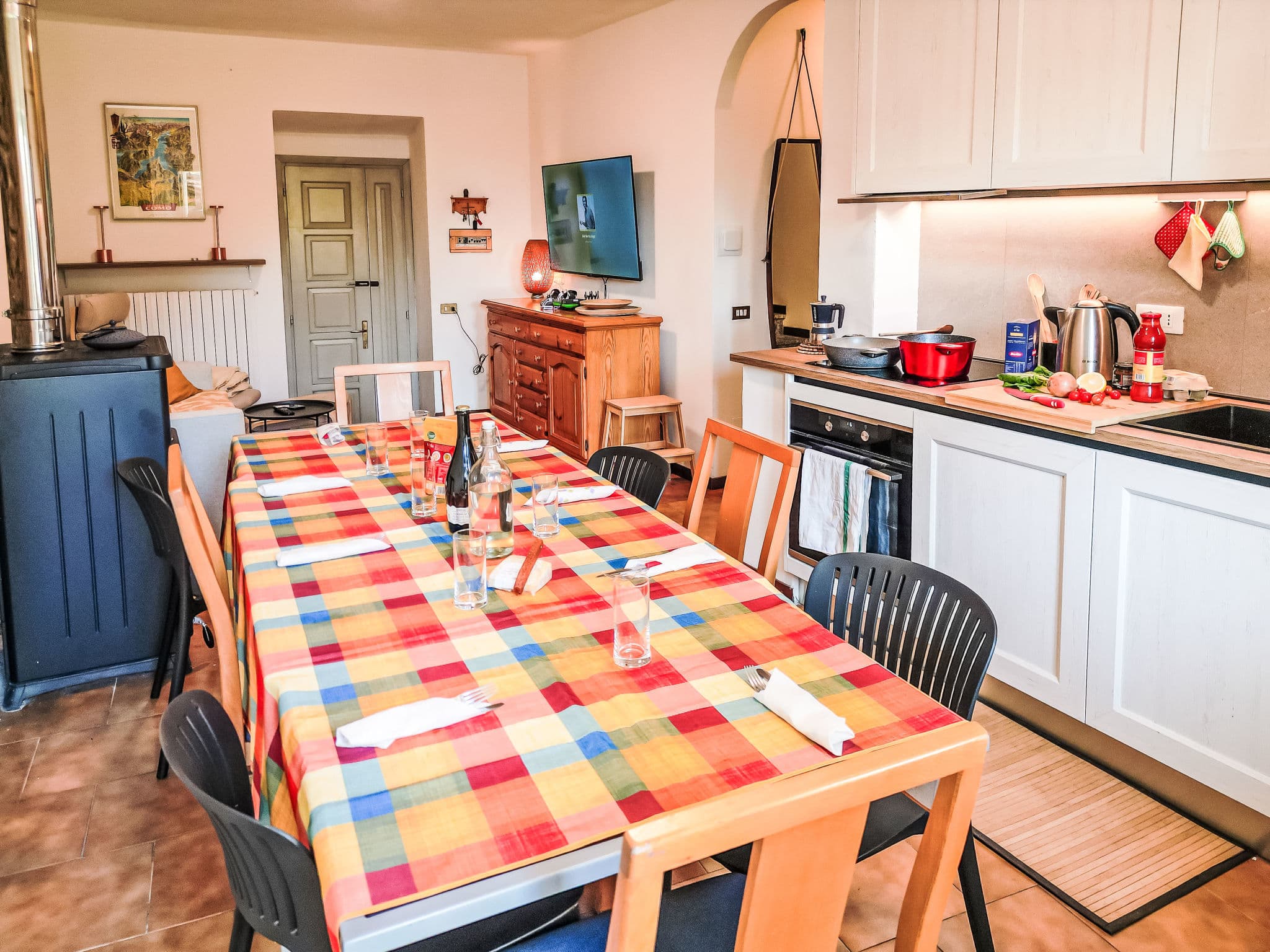 Kitchen / Dining Room