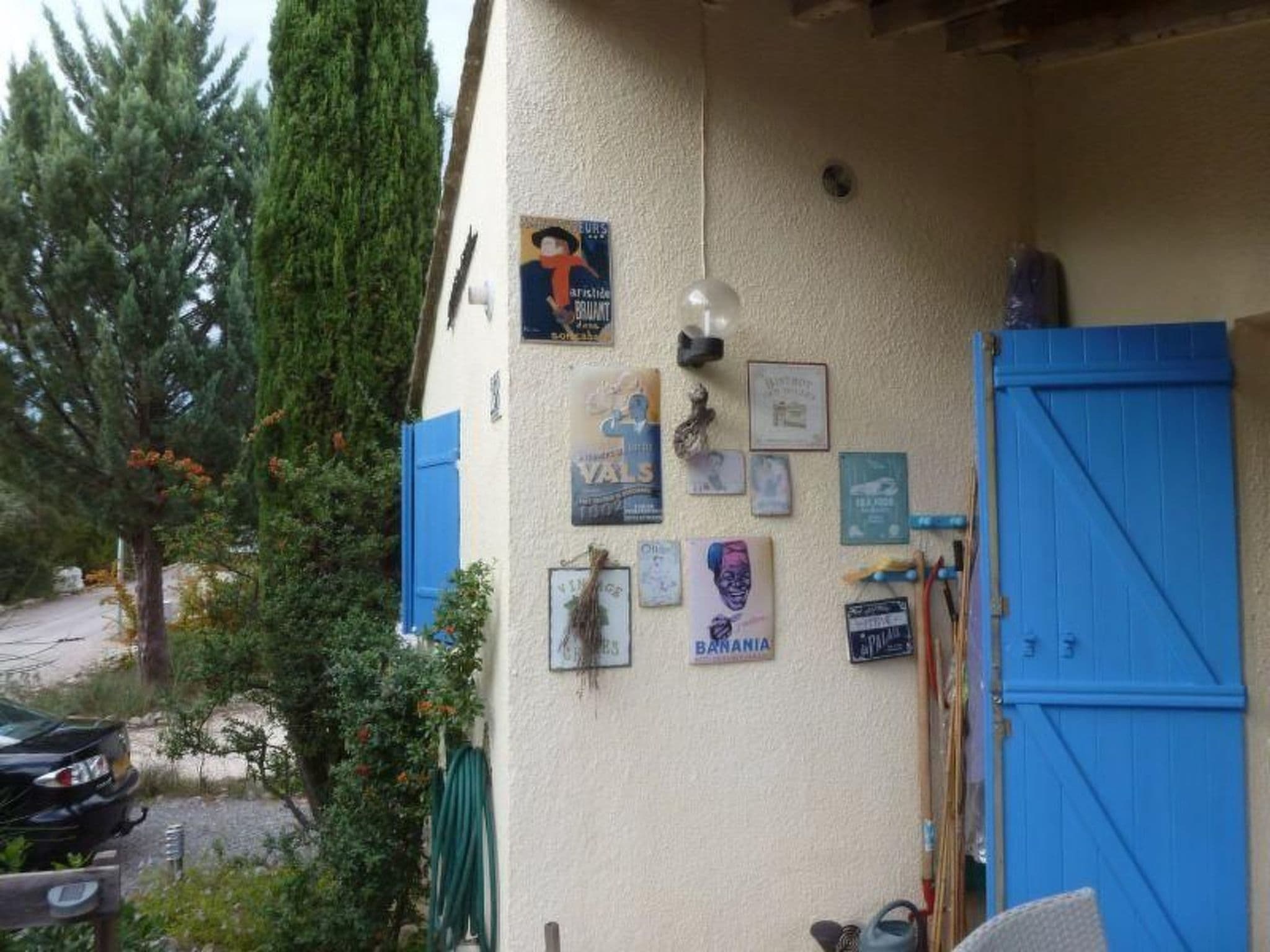 Gallery Image 16