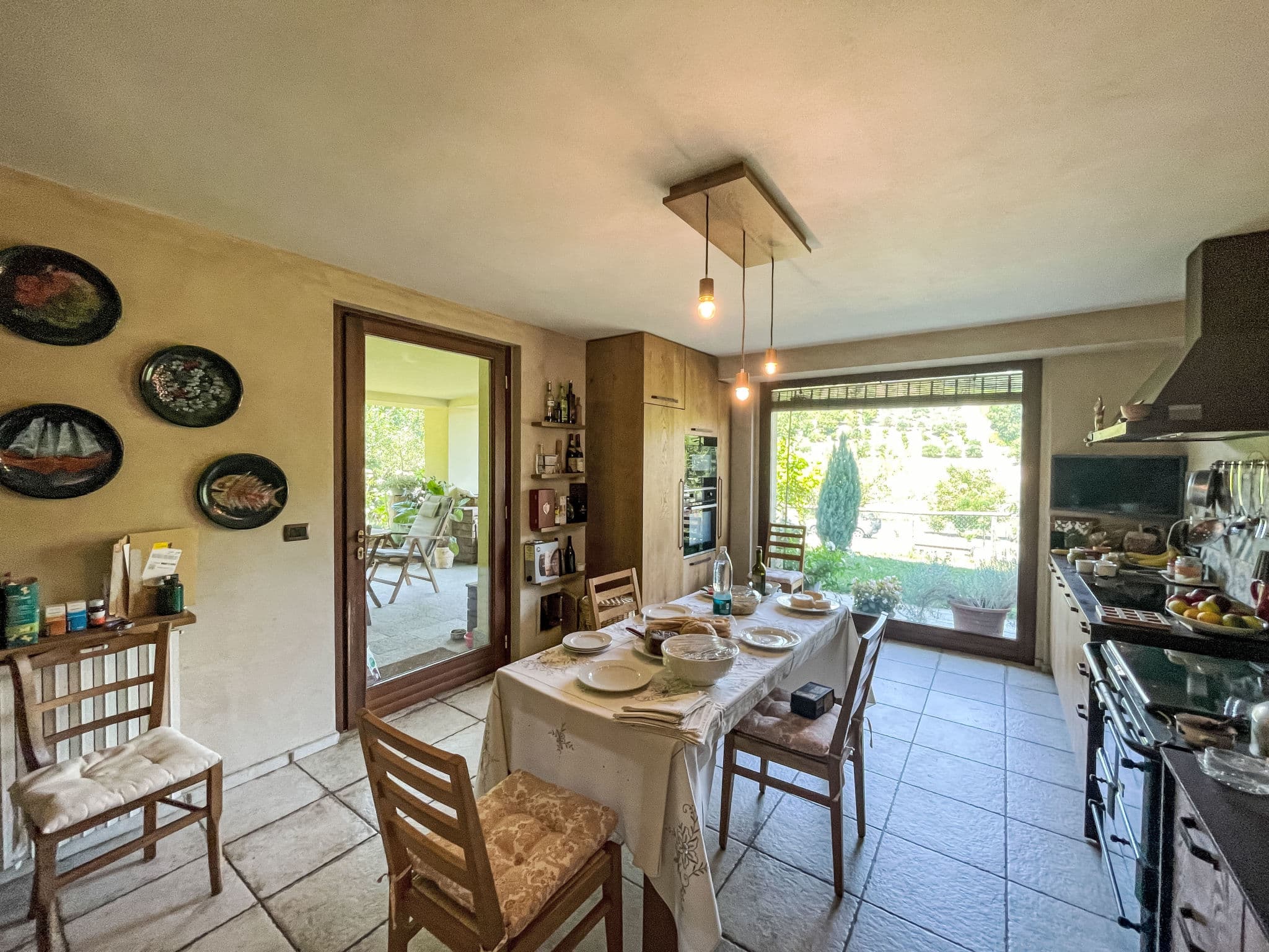 Kitchen / Dining Room
