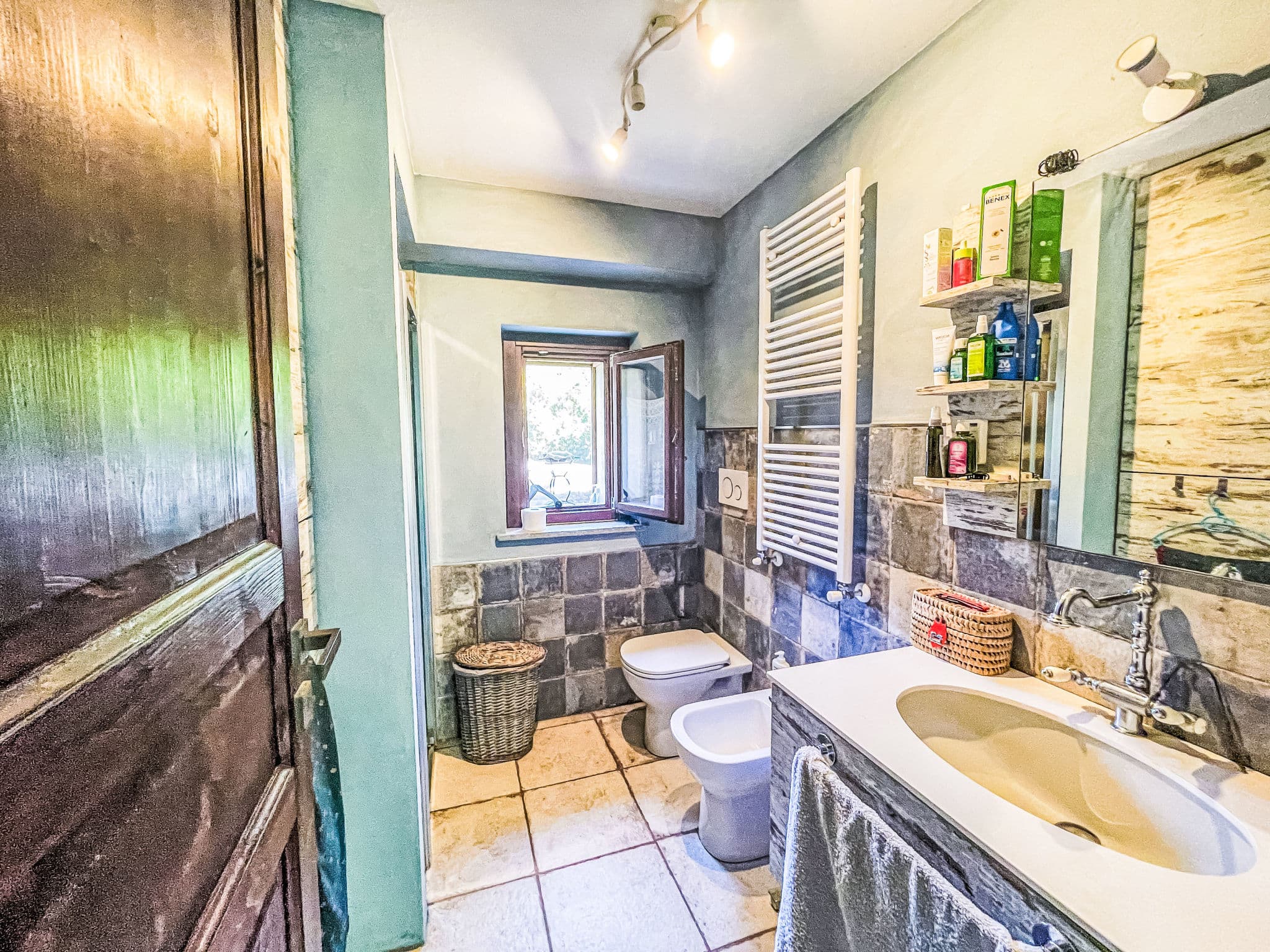 Bathroom / Wellness
