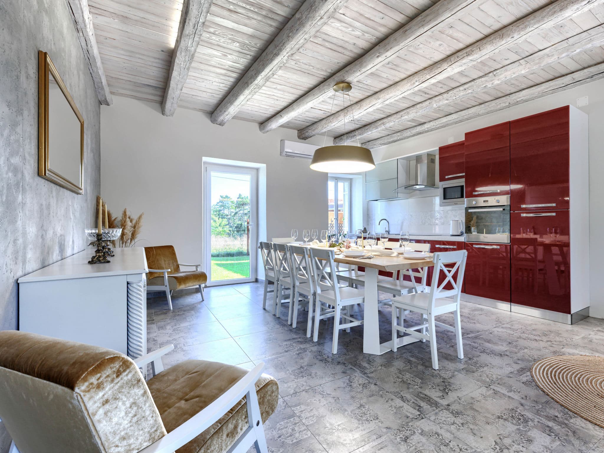 Kitchen / Dining Room