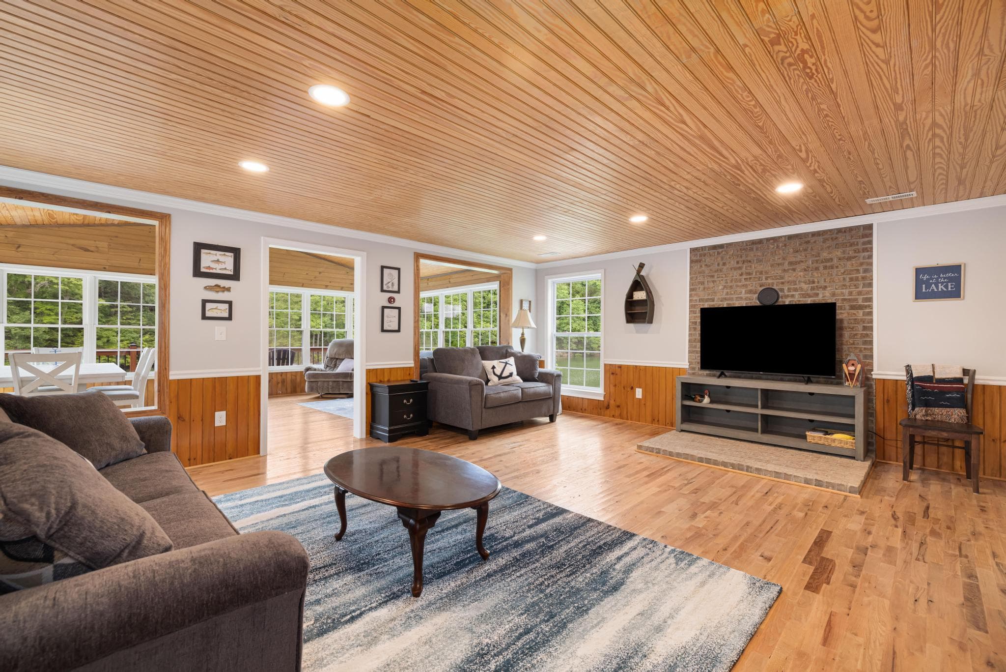 Gallery Image 9