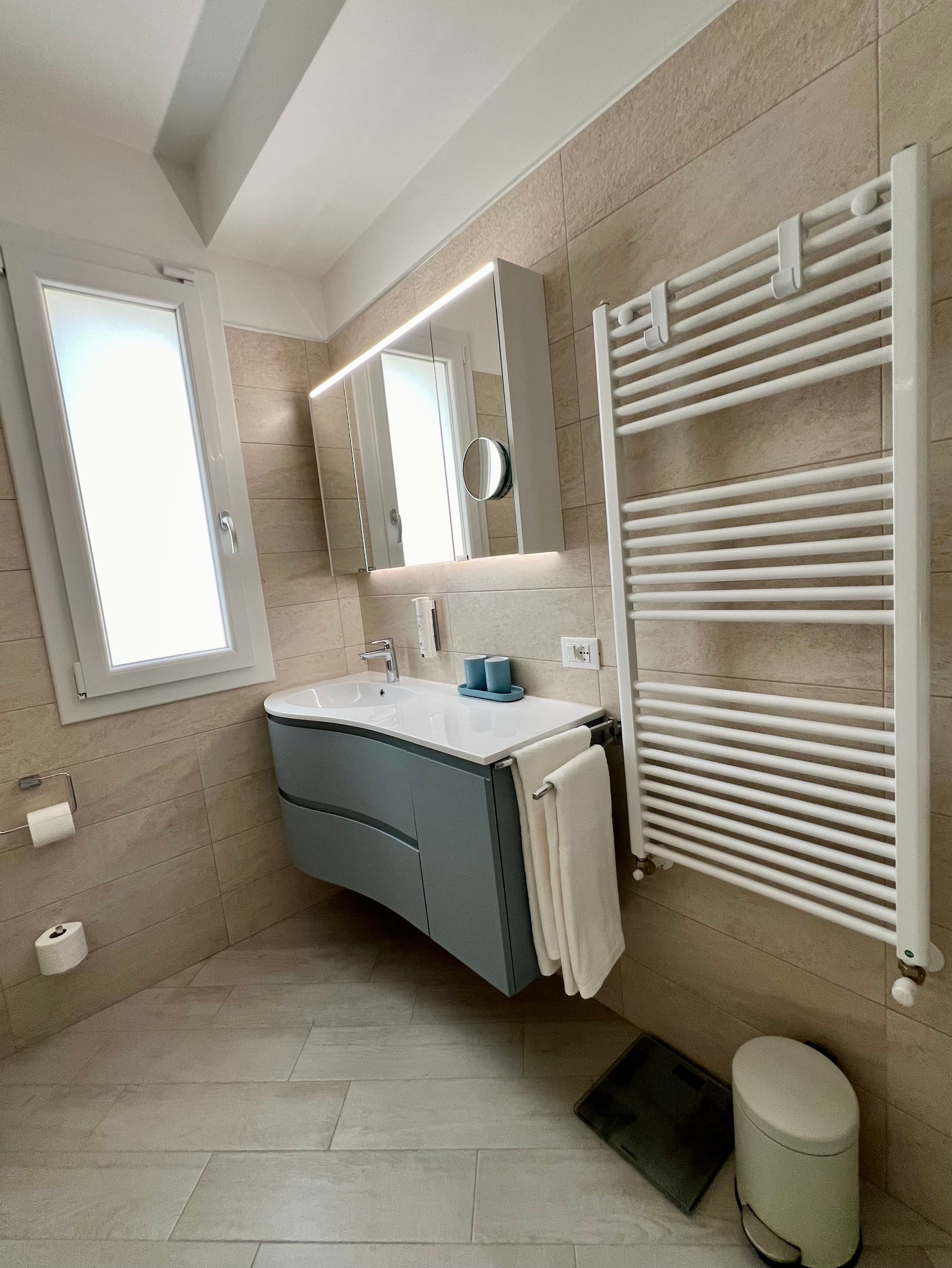 Bathroom Lavabo Mirror