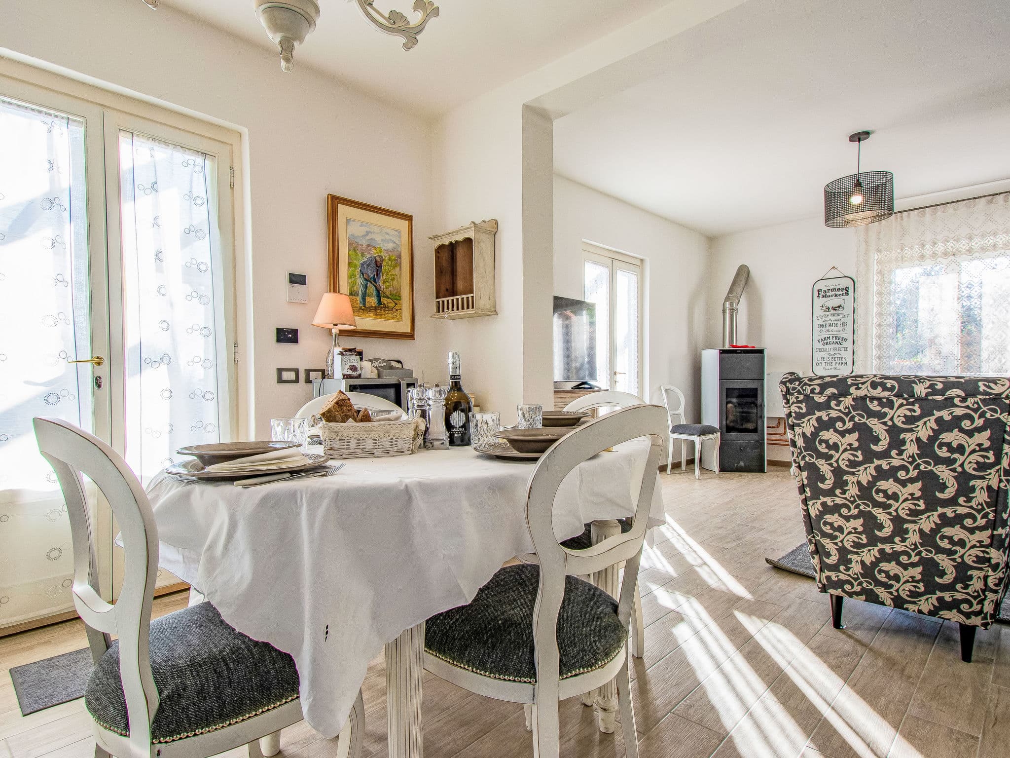 Kitchen / Dining Room