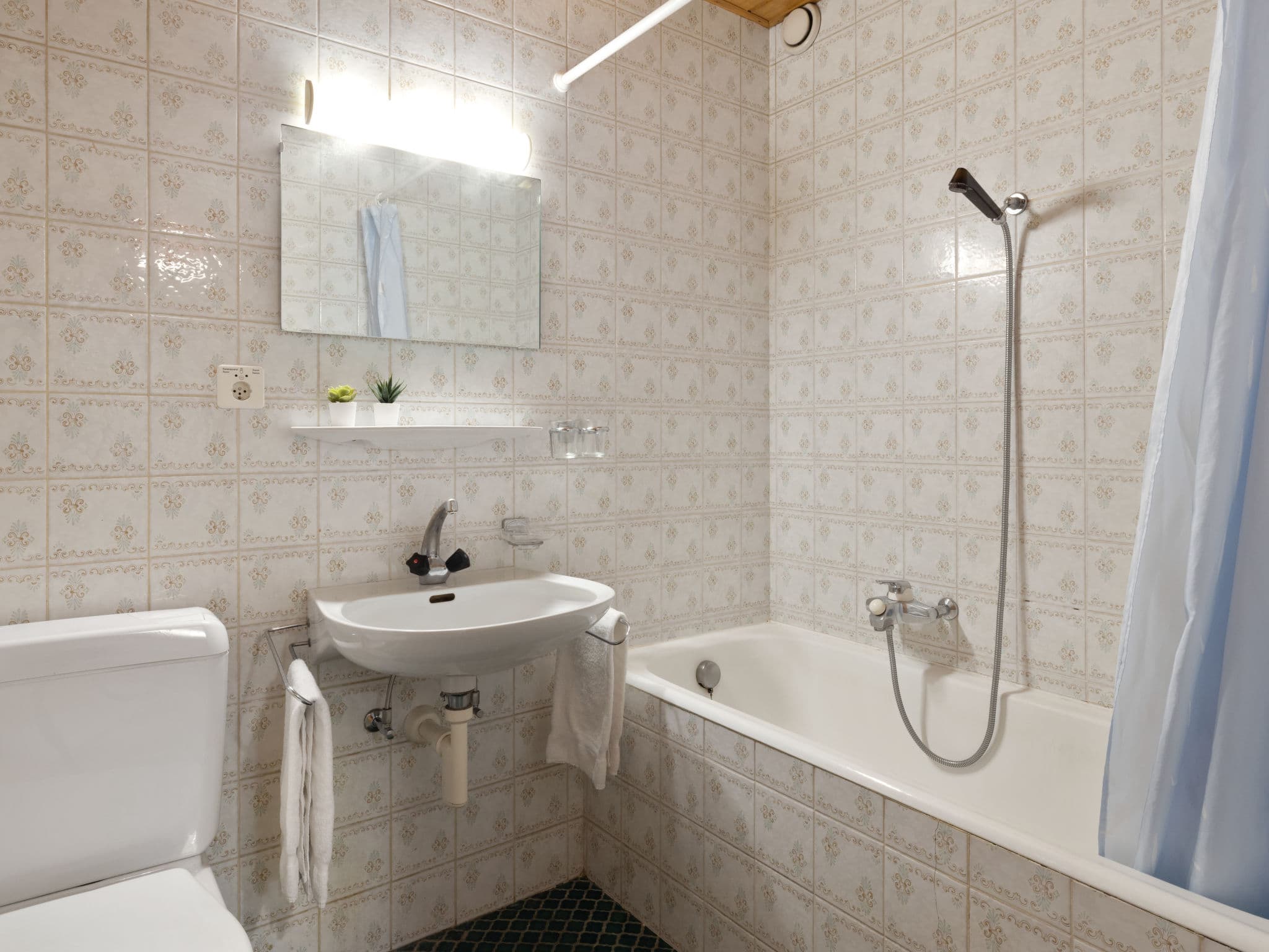 Bathroom / Wellness