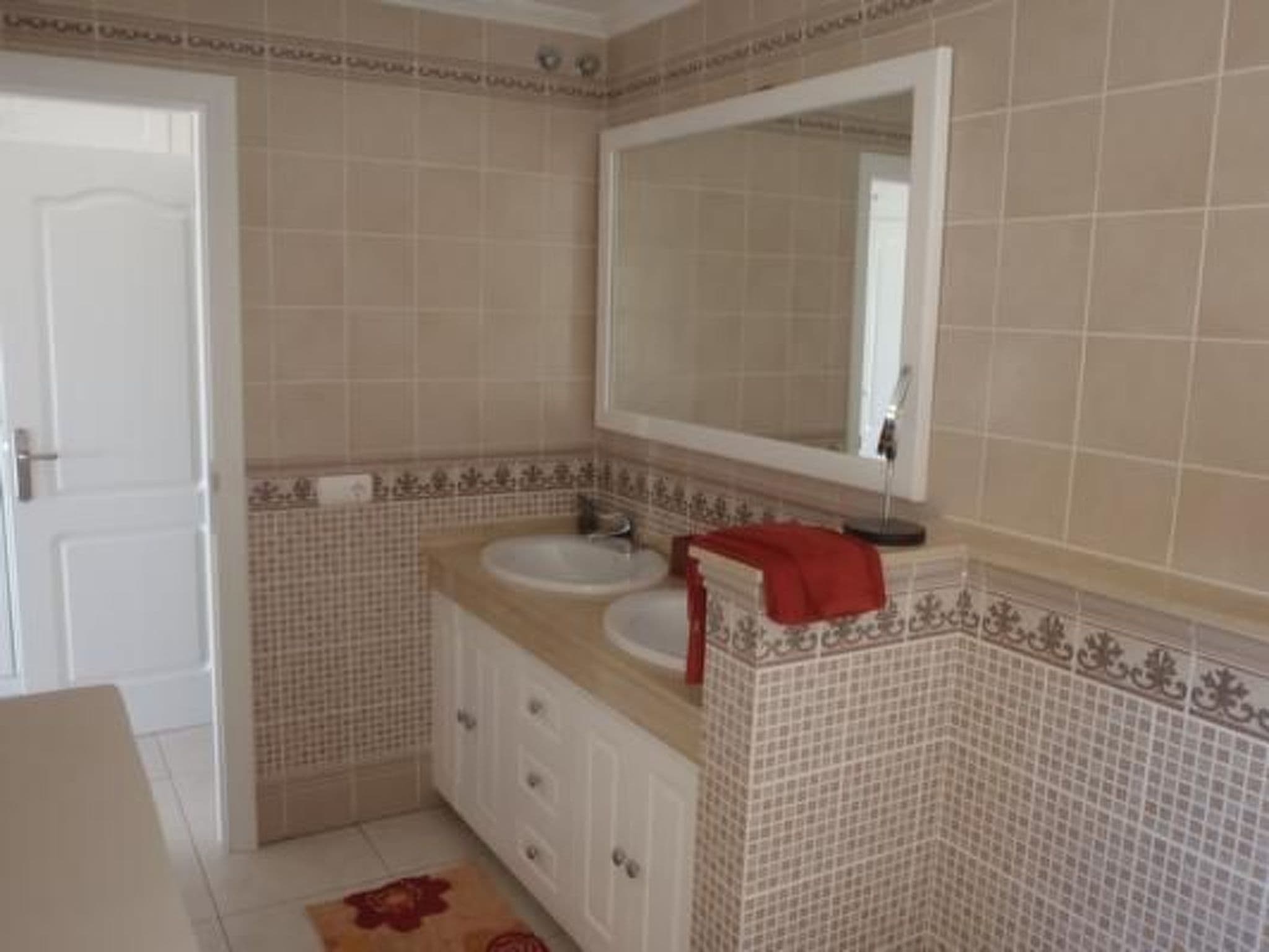 Gallery Image 20
