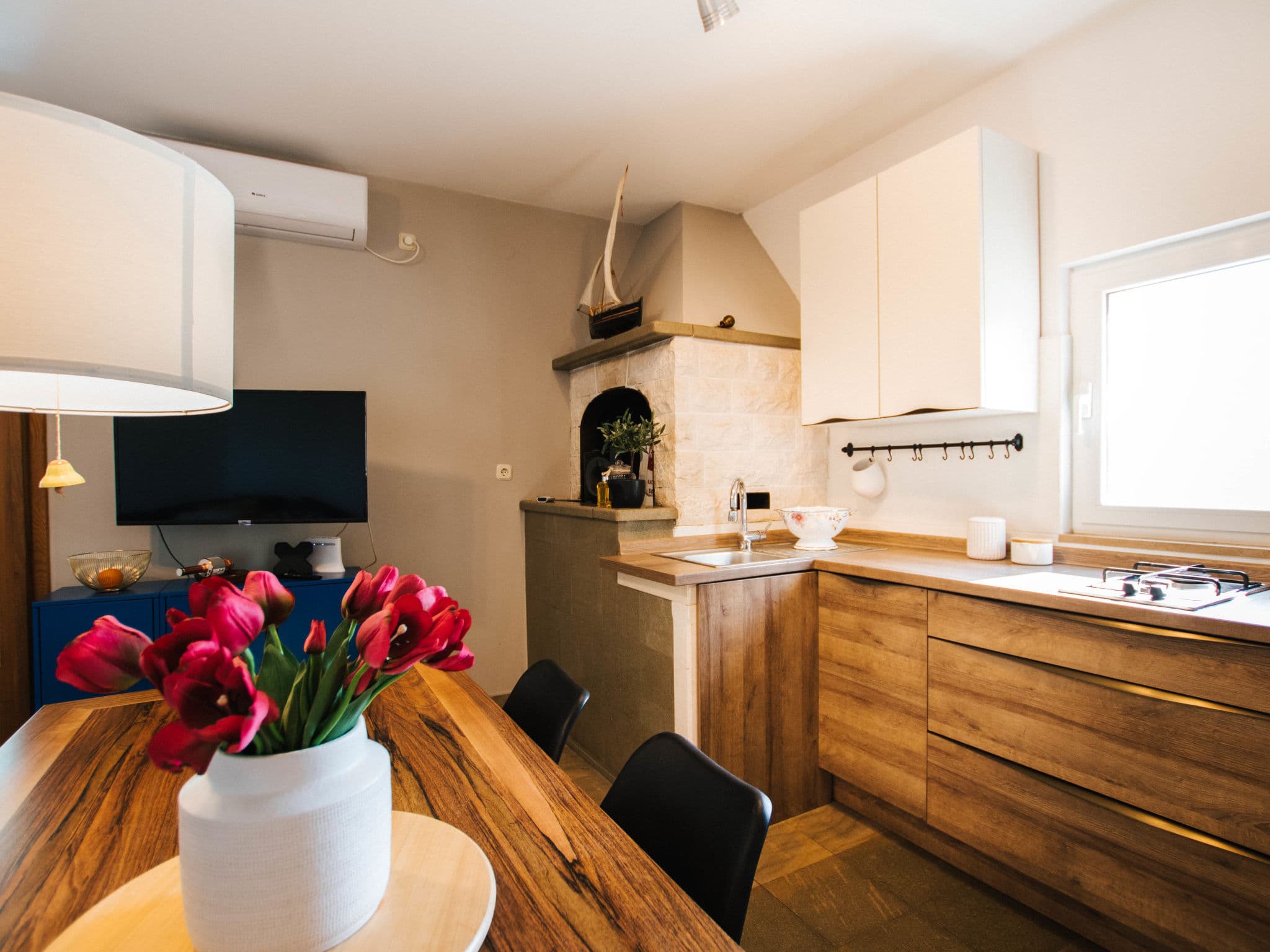 Kitchen / Dining Room